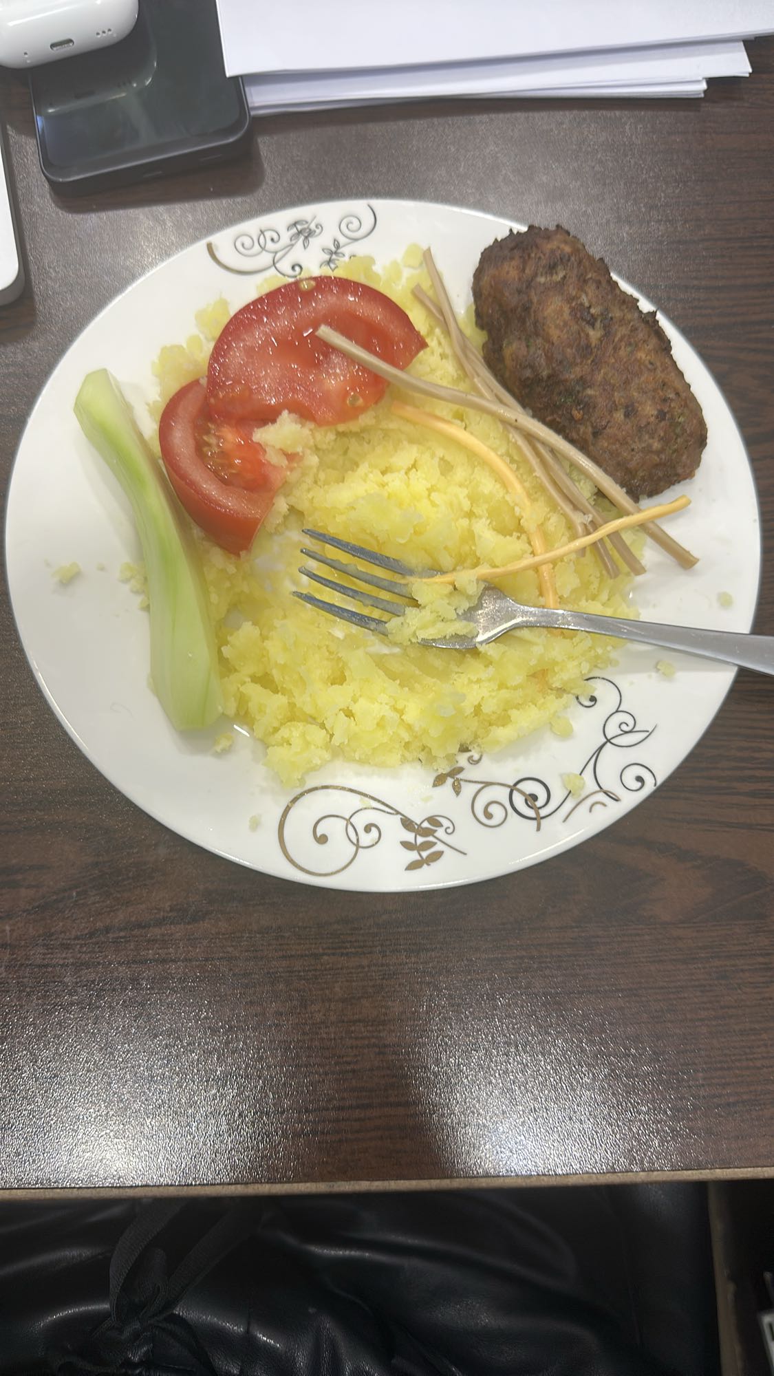 Mashed potato with kebab