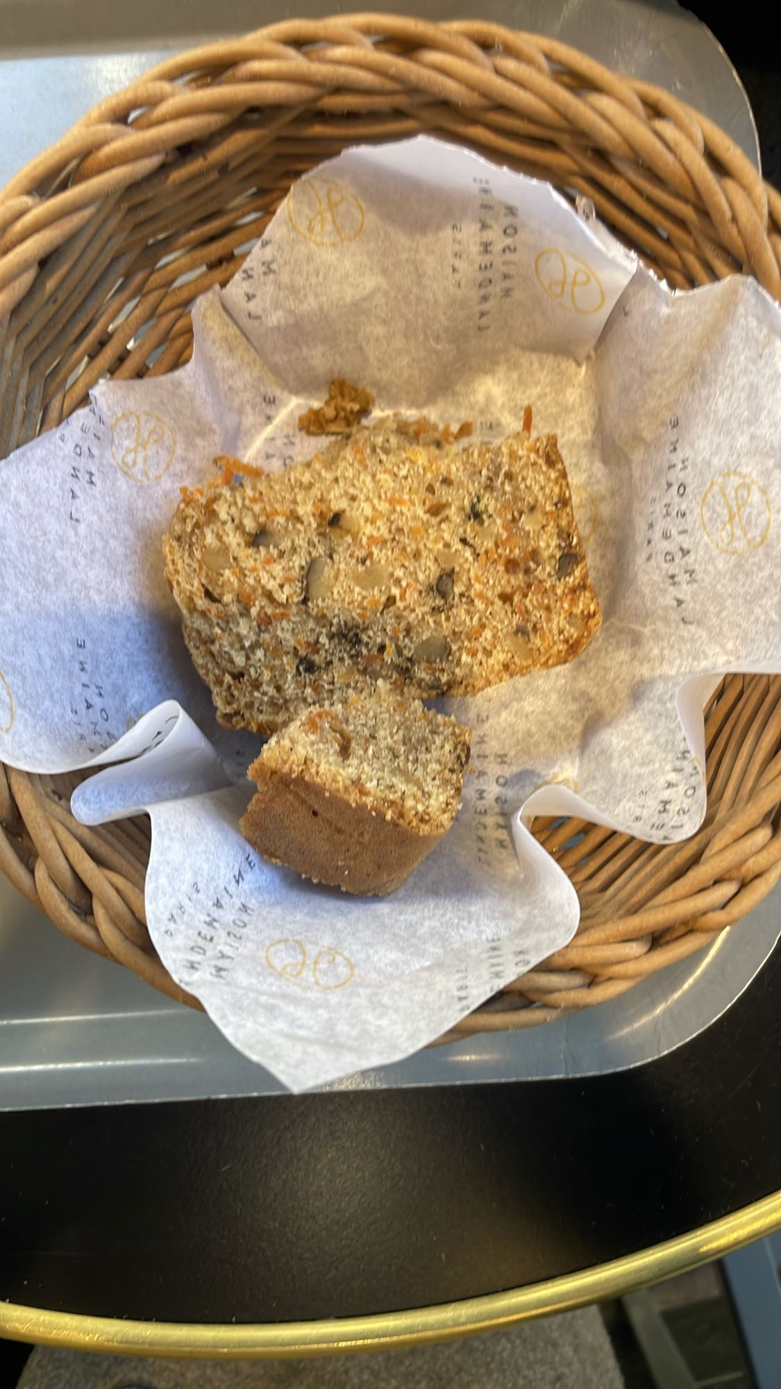 Pain aux carottes et noix