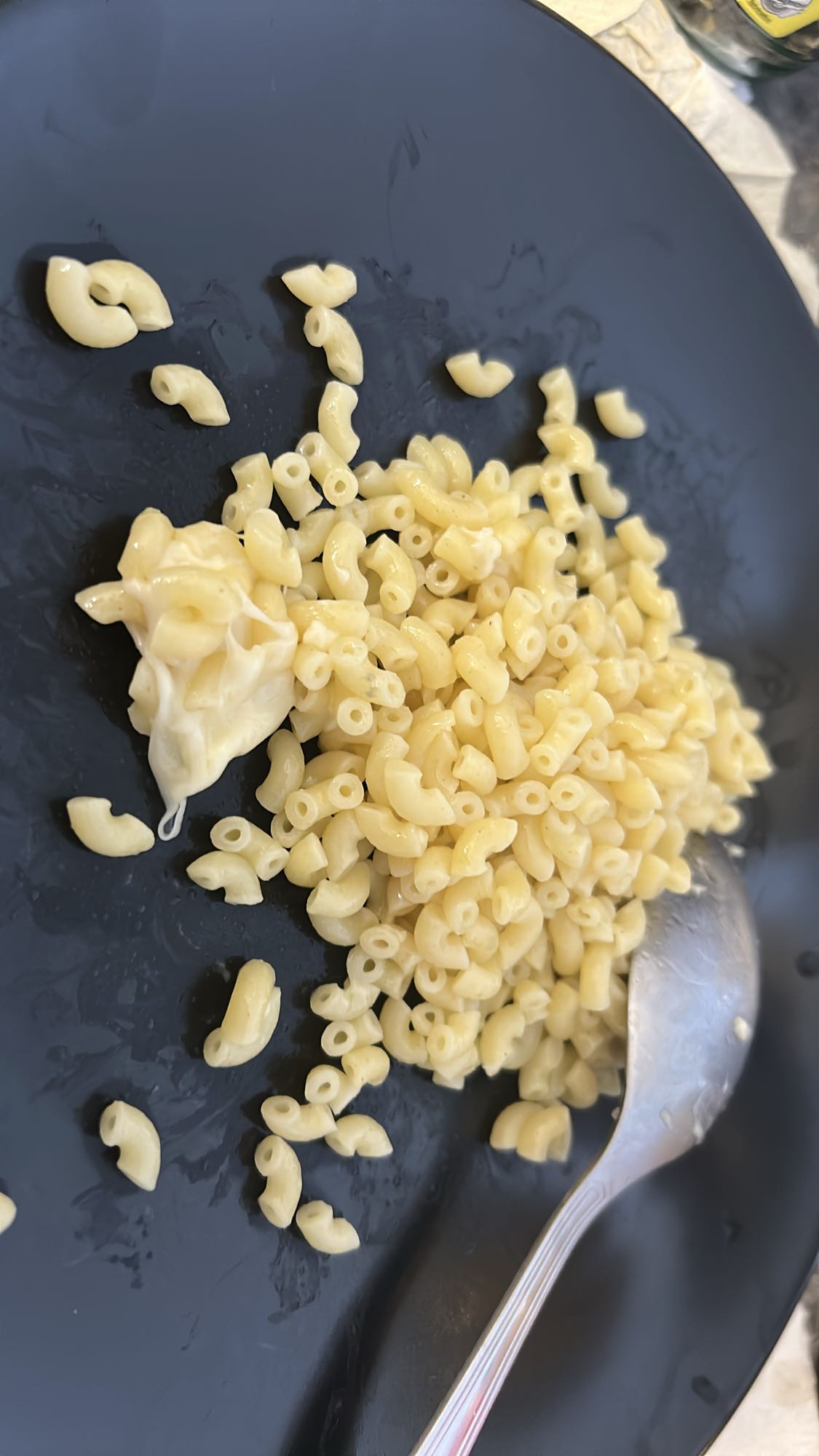 Pâtes au beurre et emmental