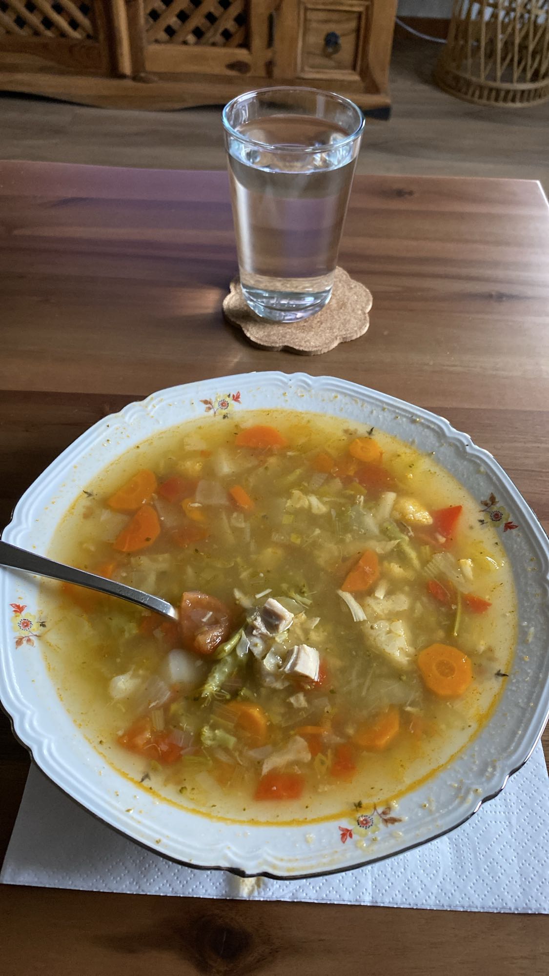 Kycklingsoppa med grönsaker