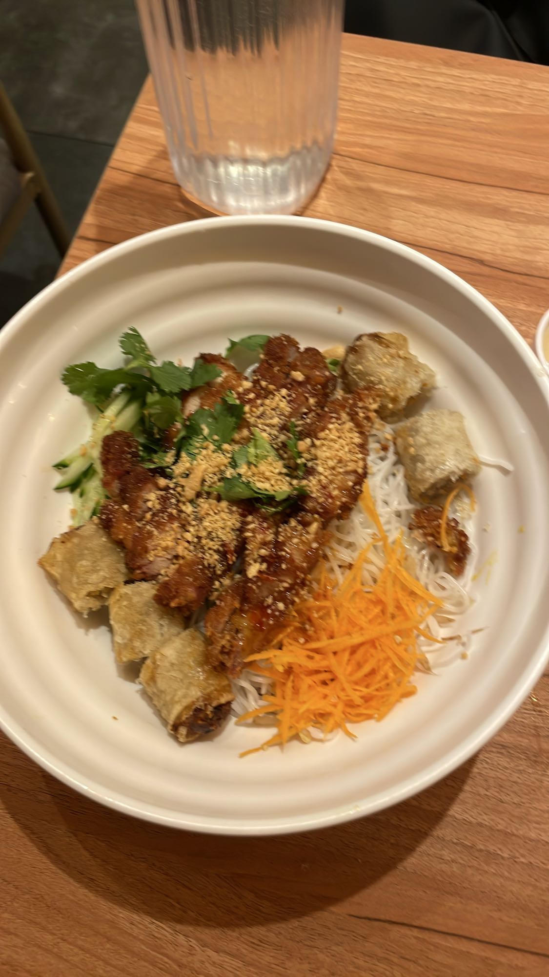 Vermicelles au porc croustillant