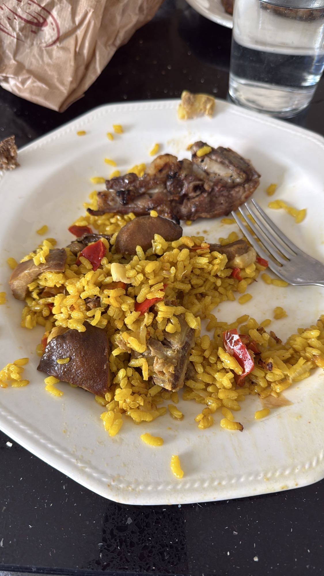 arroz con carne y verduras