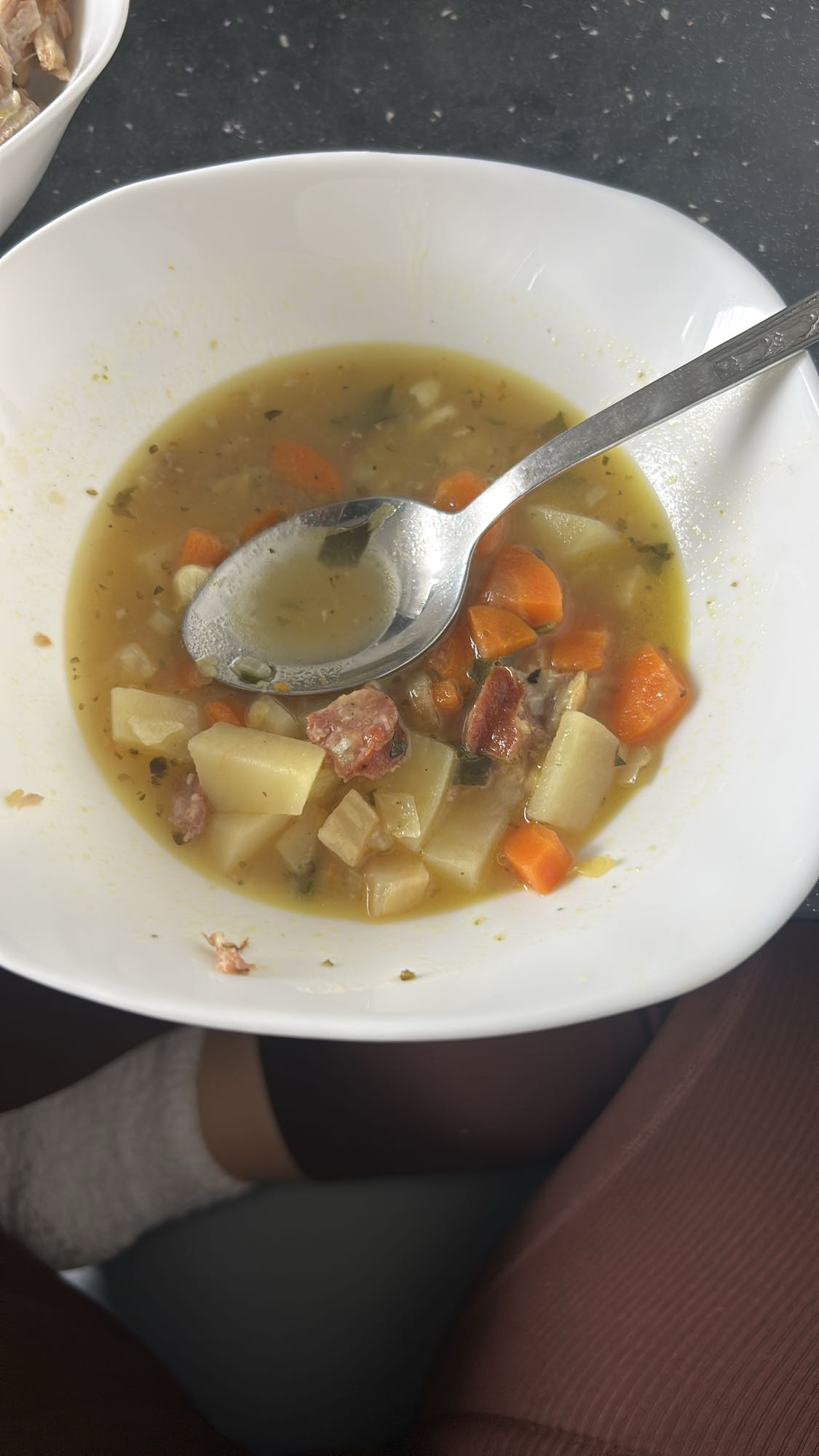 zupa z kiełbasą i warzywami