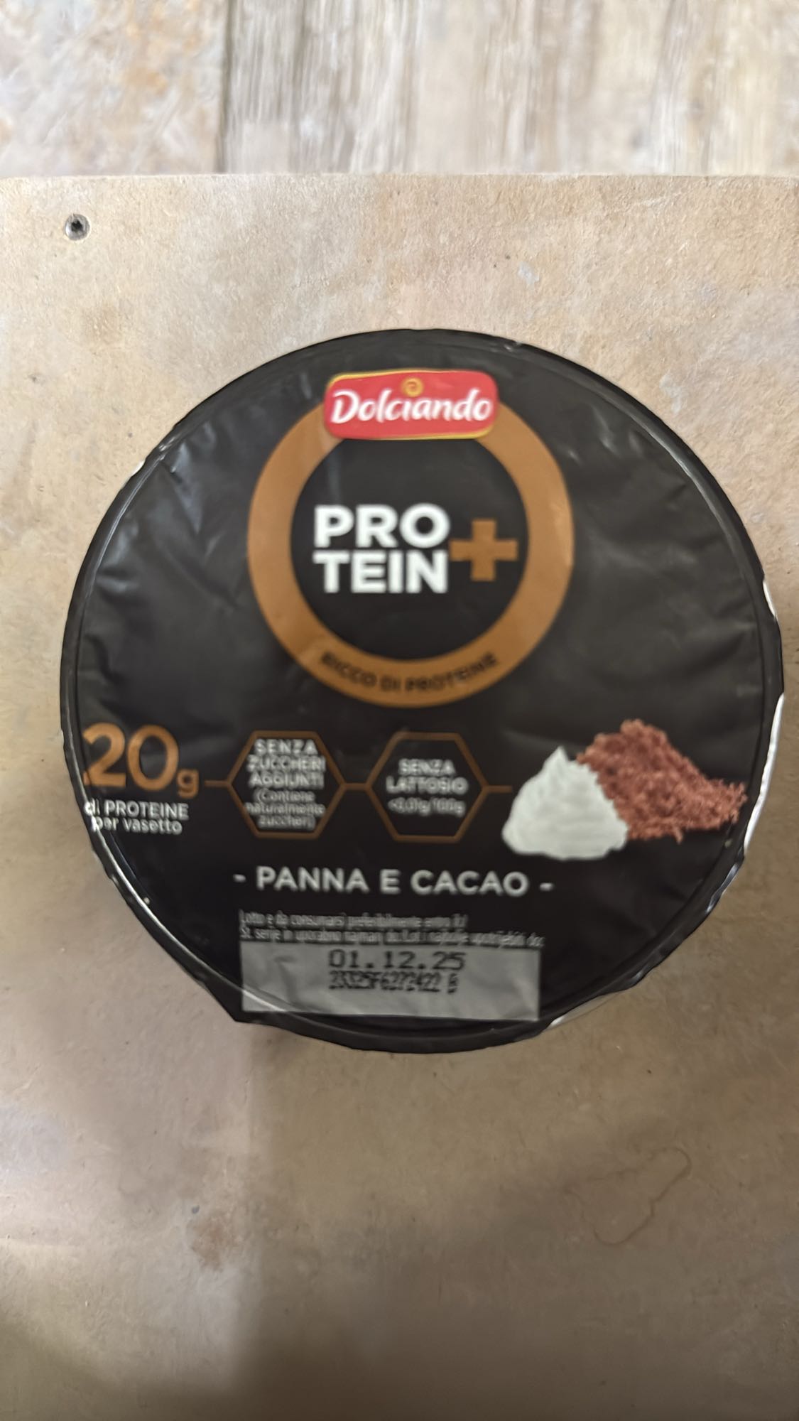 Panna și cacao protein