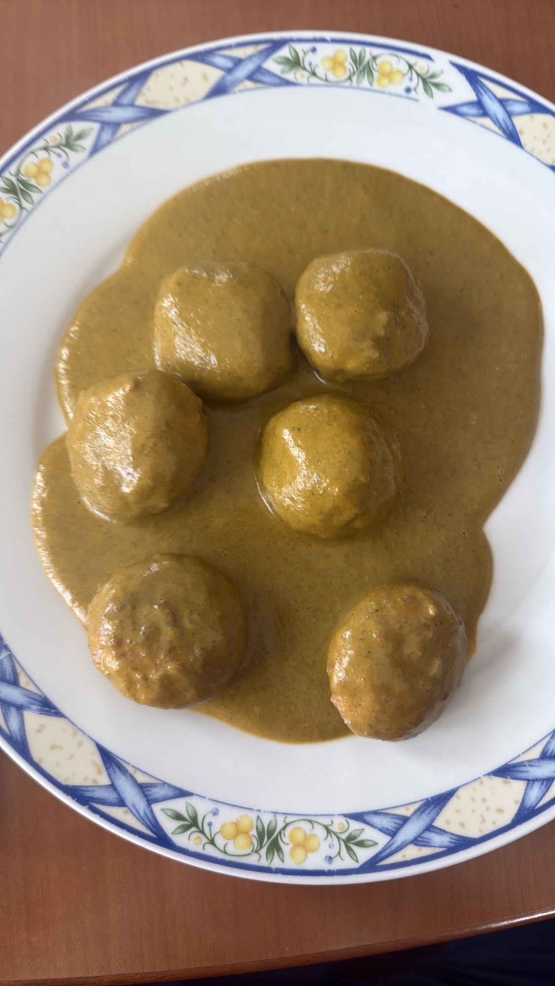 albóndigas en salsa