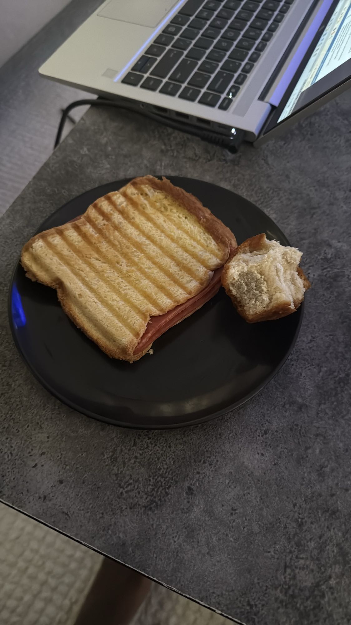 Ham Toast Sandwich & Bun