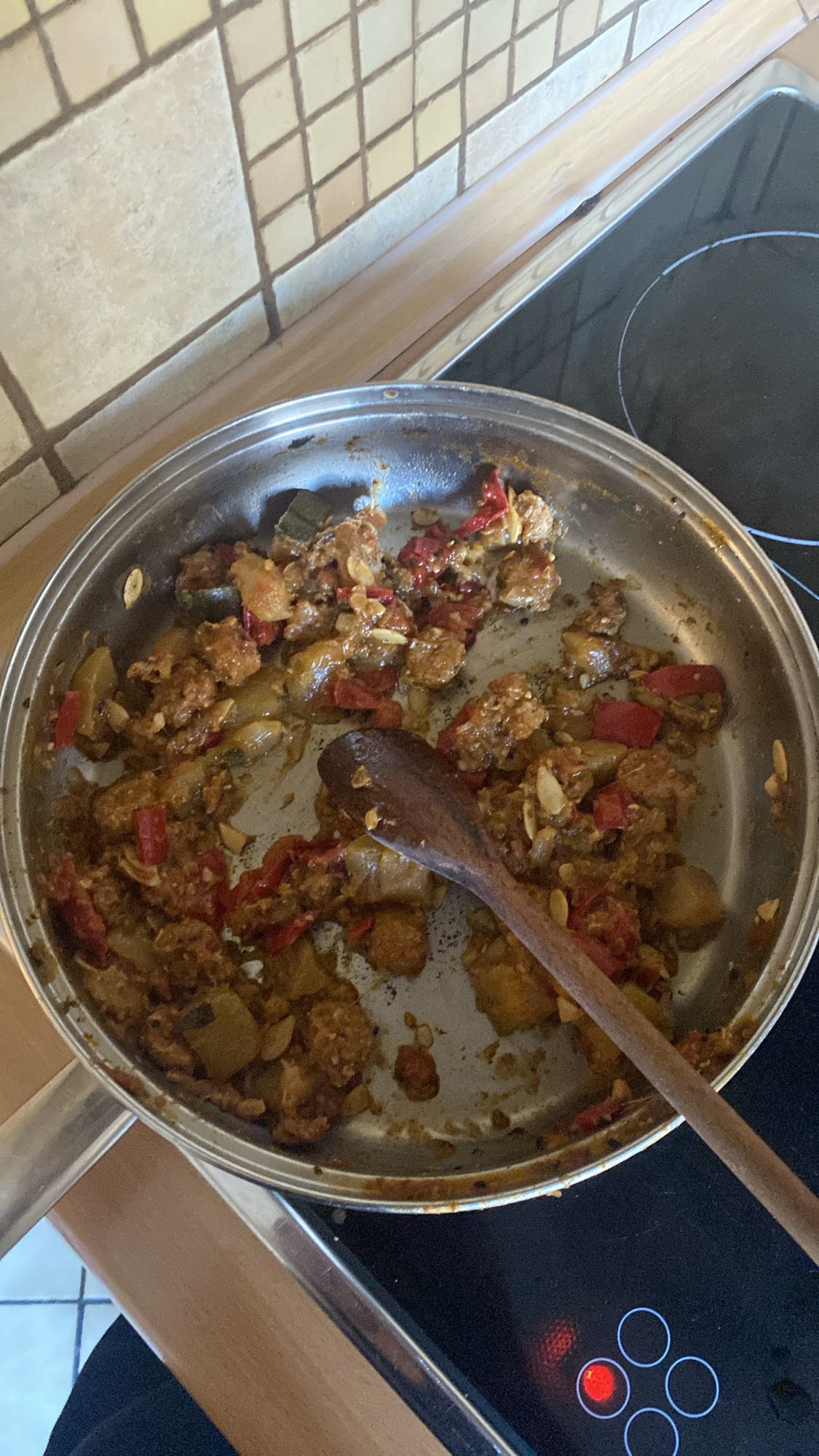 Smażone warzywa z mięsem