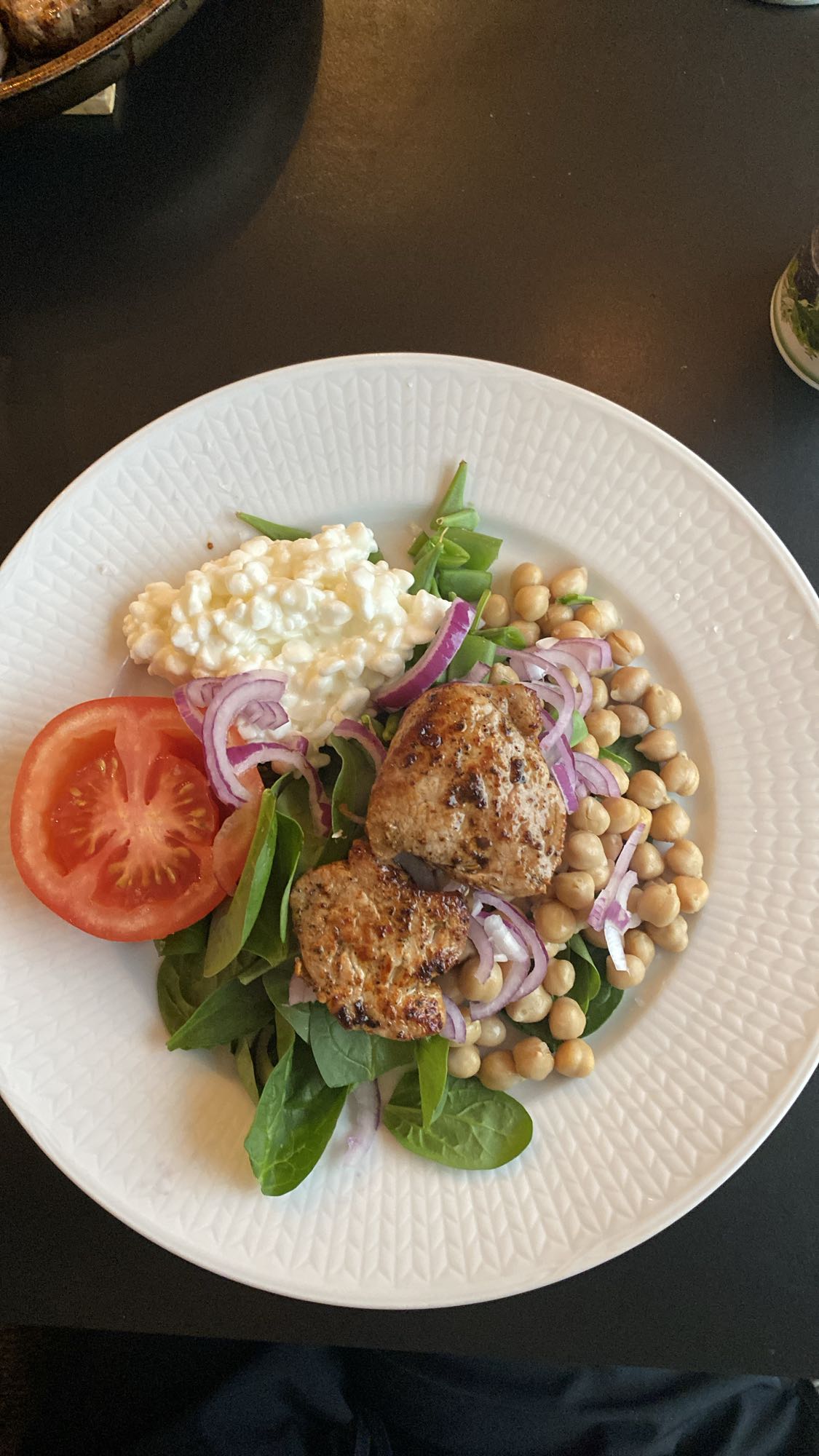 Kycklingsallad med keso