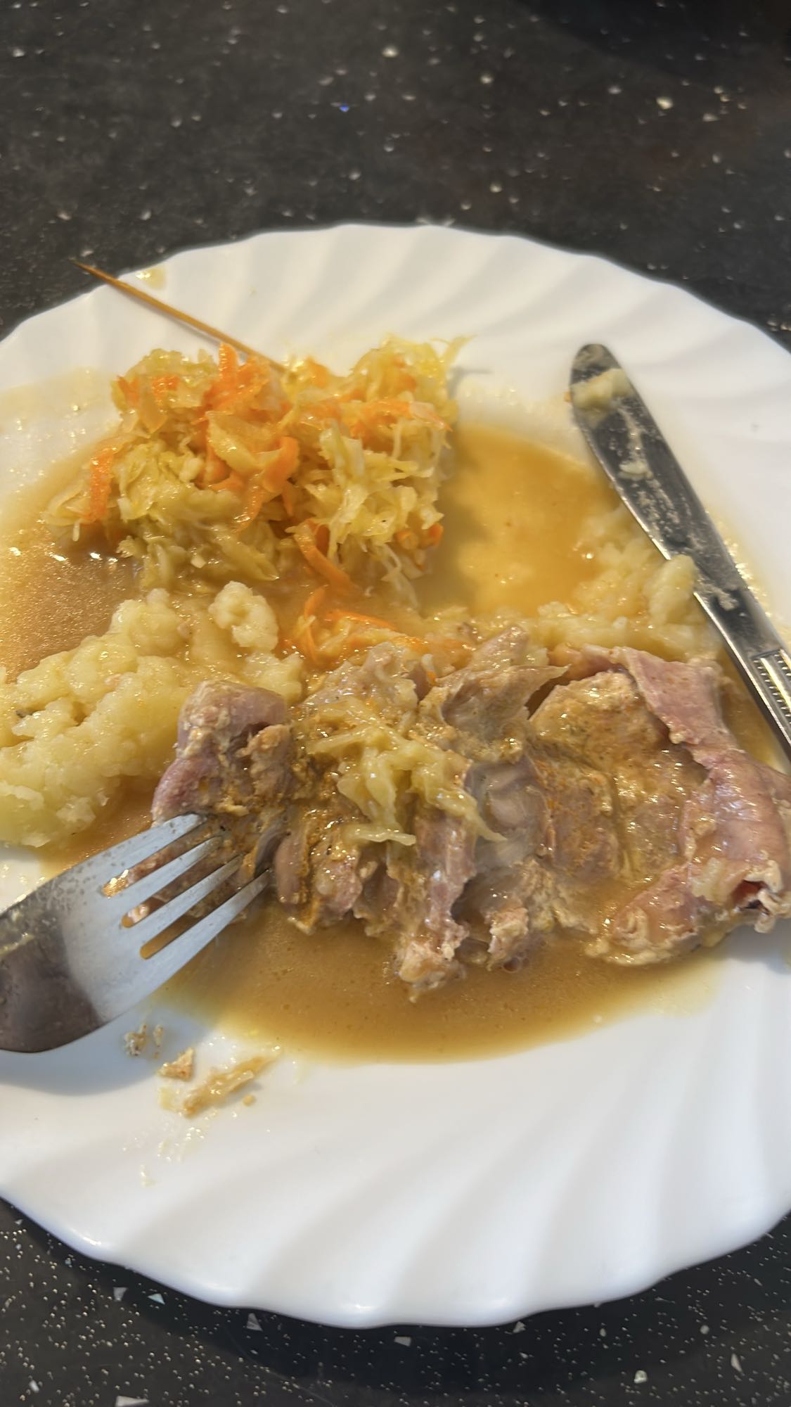 Duszona wieprzowina z kapustą