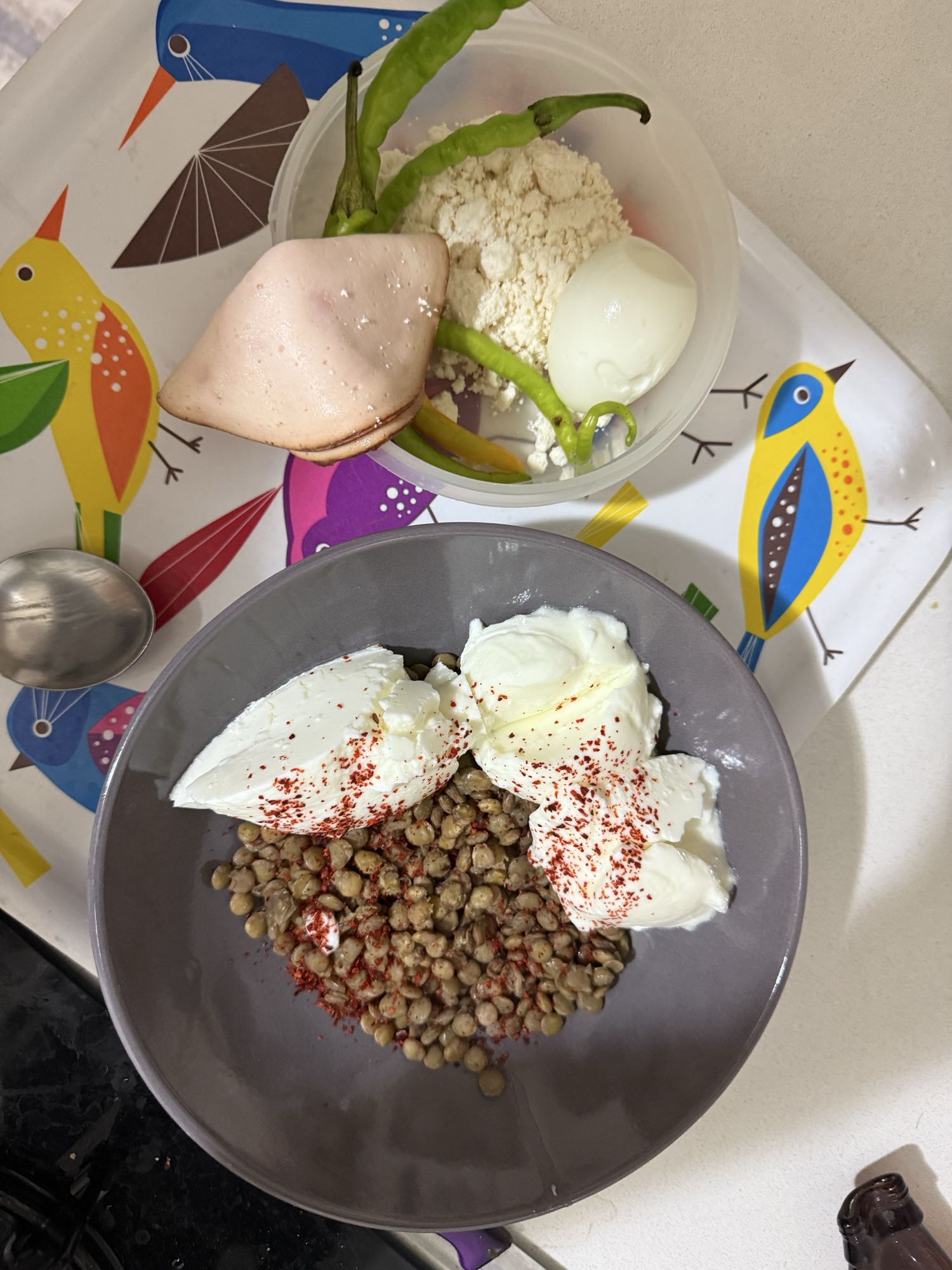 Mercimek Yoğurt Tabağı