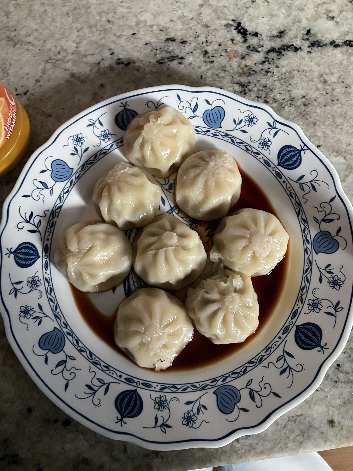 Pierożki z sosem sojowym