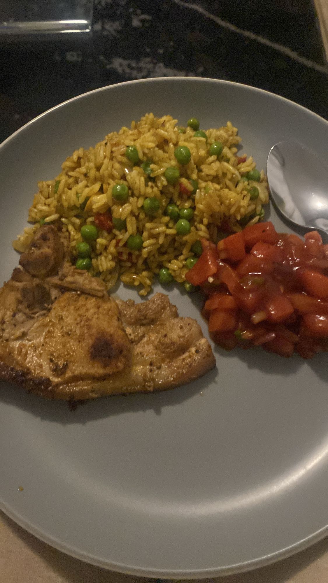 Spiced rice with pork chop