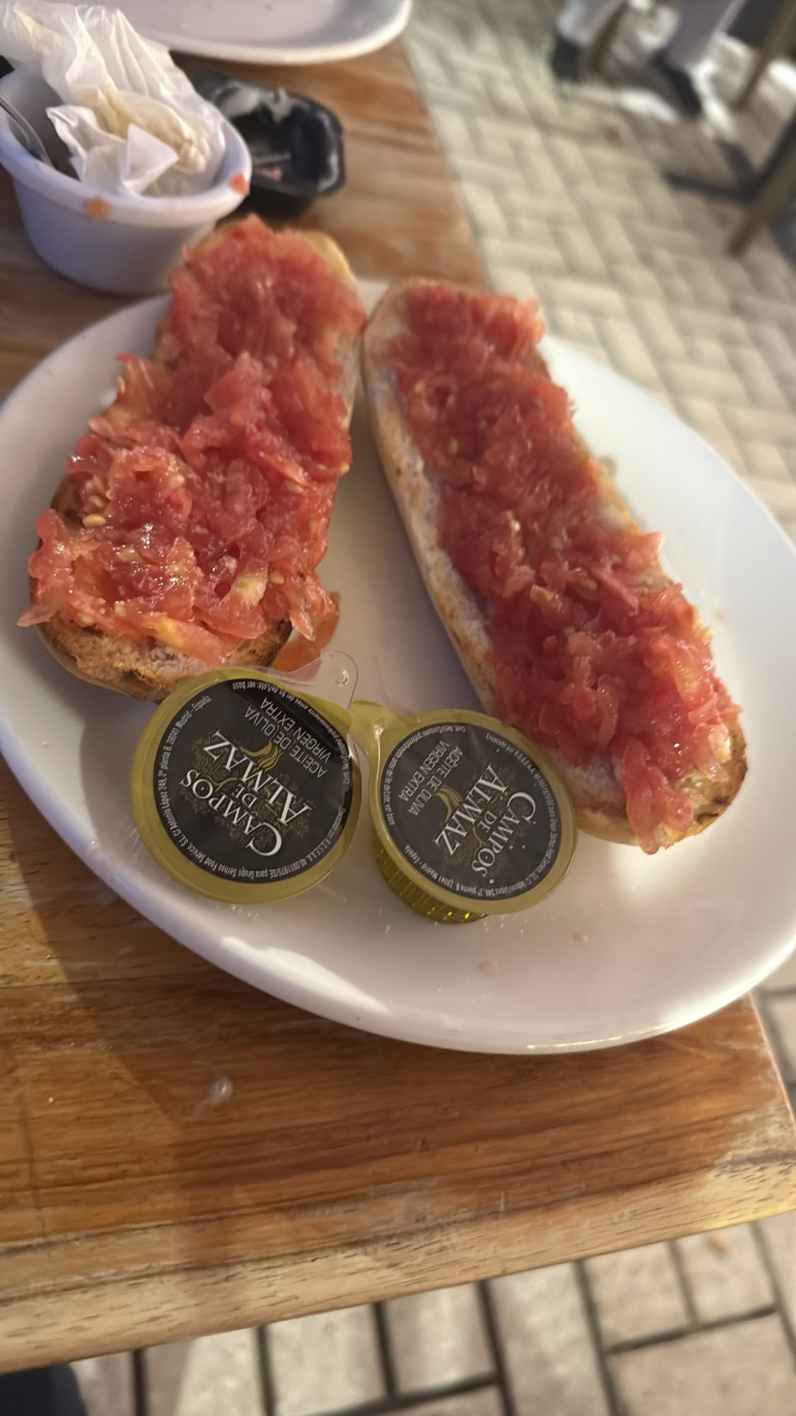 pan con tomate y aceite