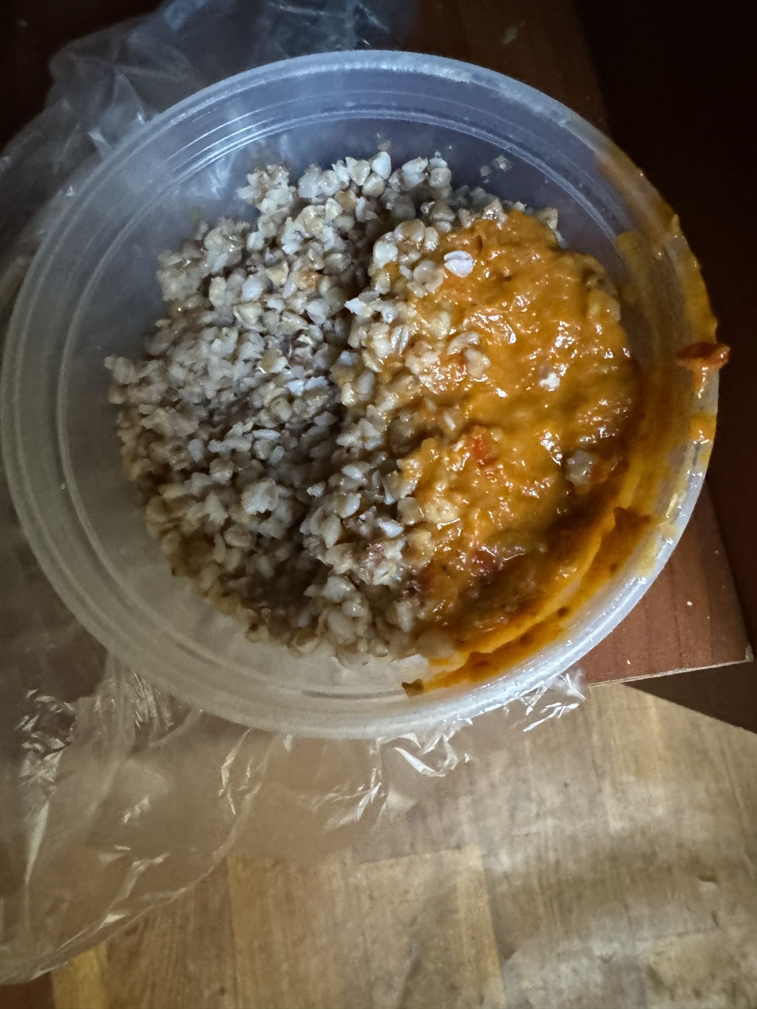 гречка с овощным соусом