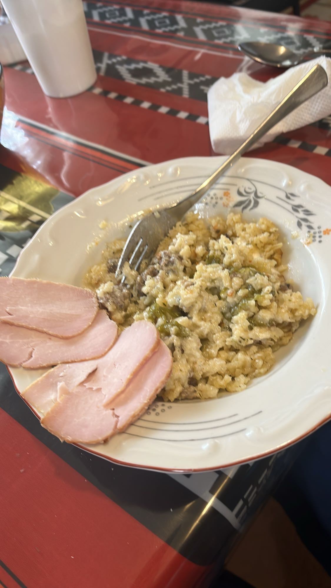 Ориз с месо и шунка