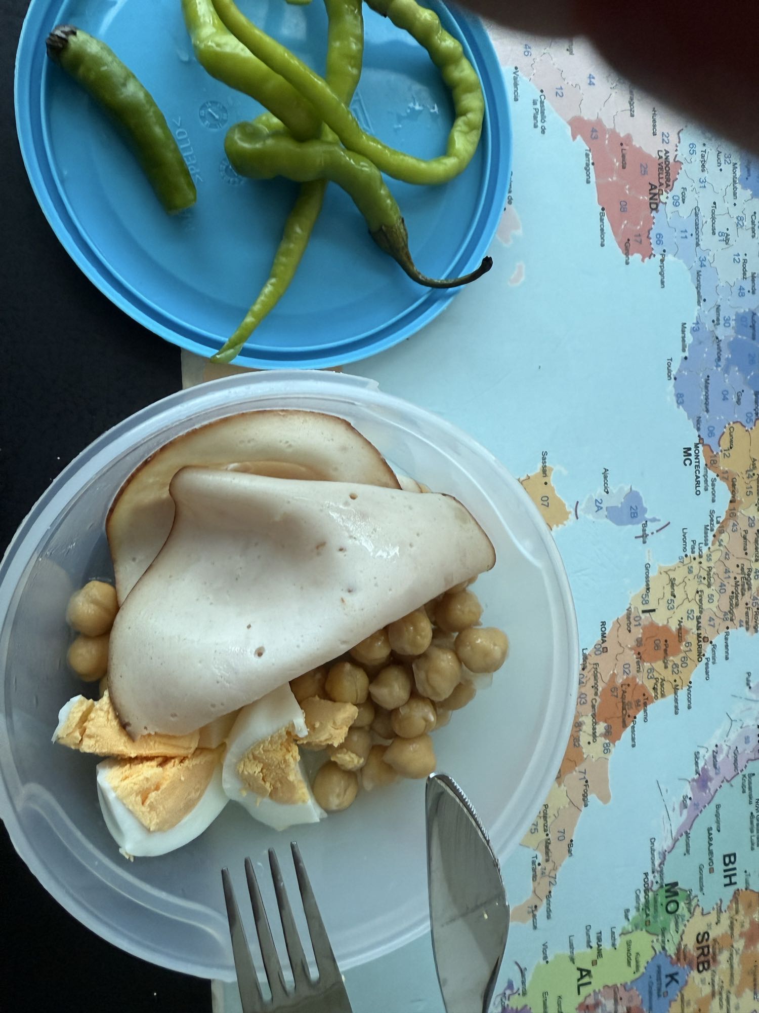 Yumurta, nohut ve hindi