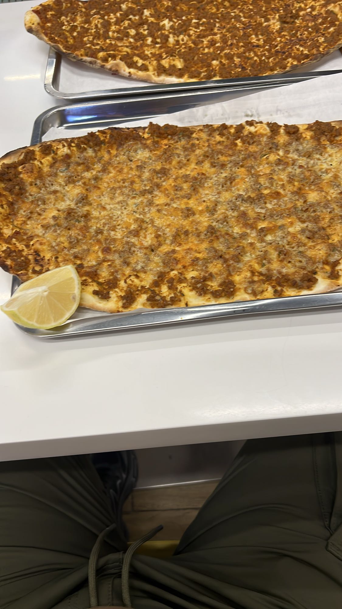 лахмаджун с лимоном