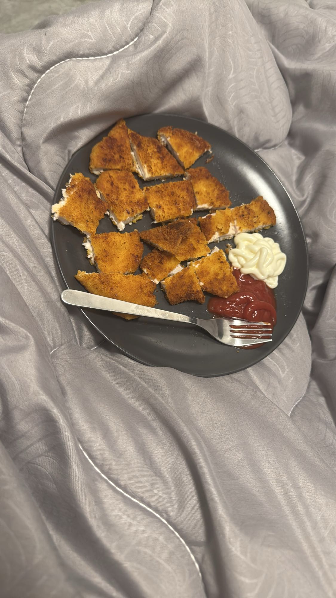 Breaded chicken with sauces