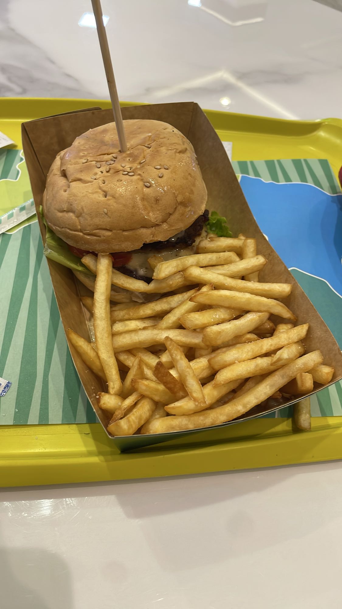 Hamburguesa con papas