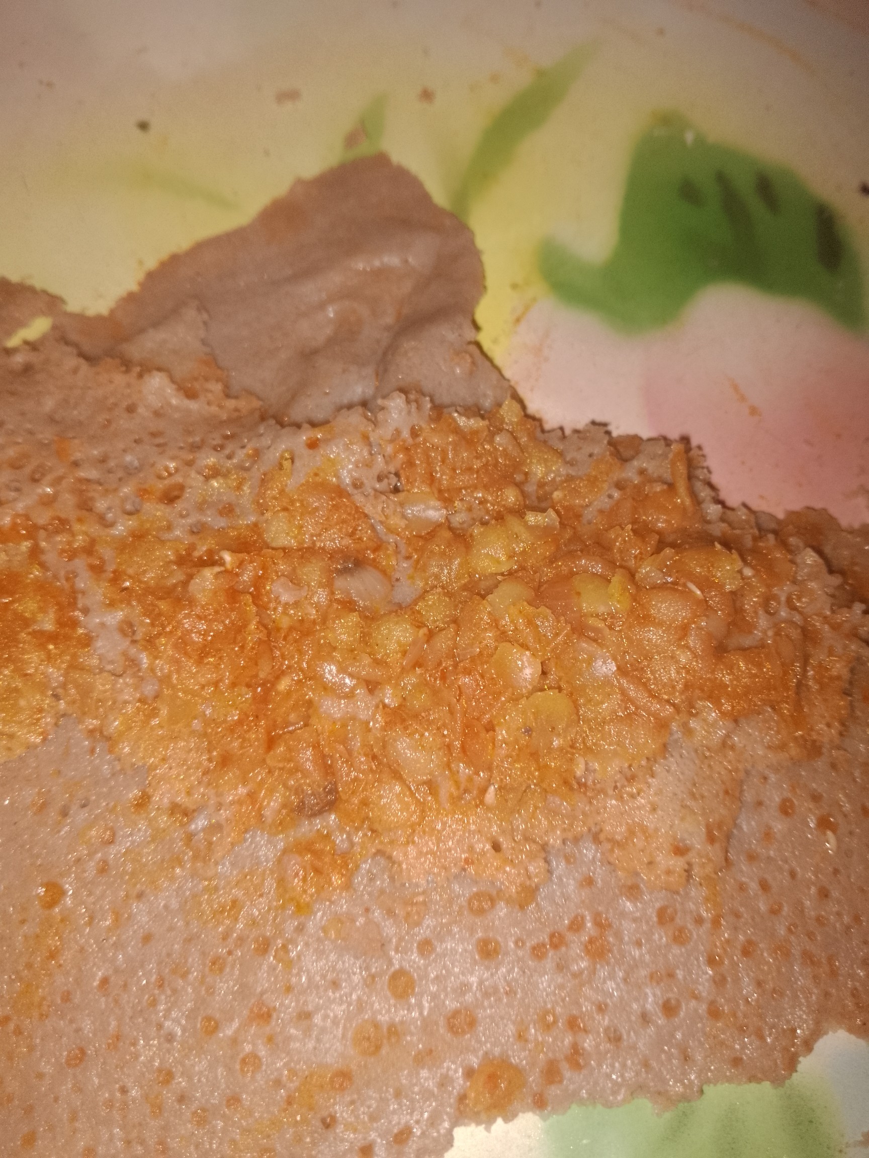 Injera with lentils