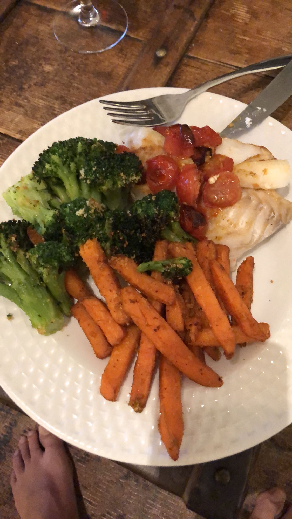 Poisson et légumes rôtis