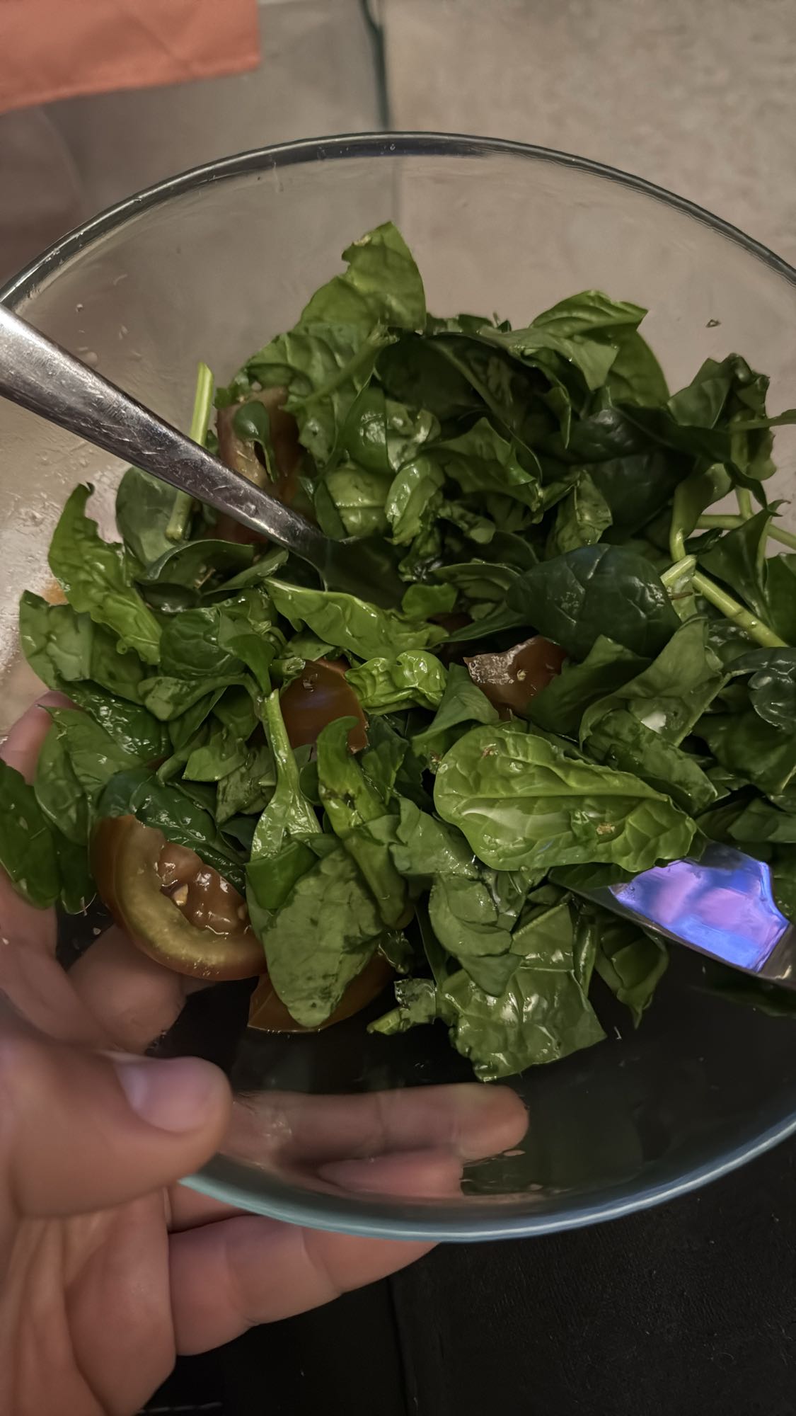 ensalada de espinaca y tomate