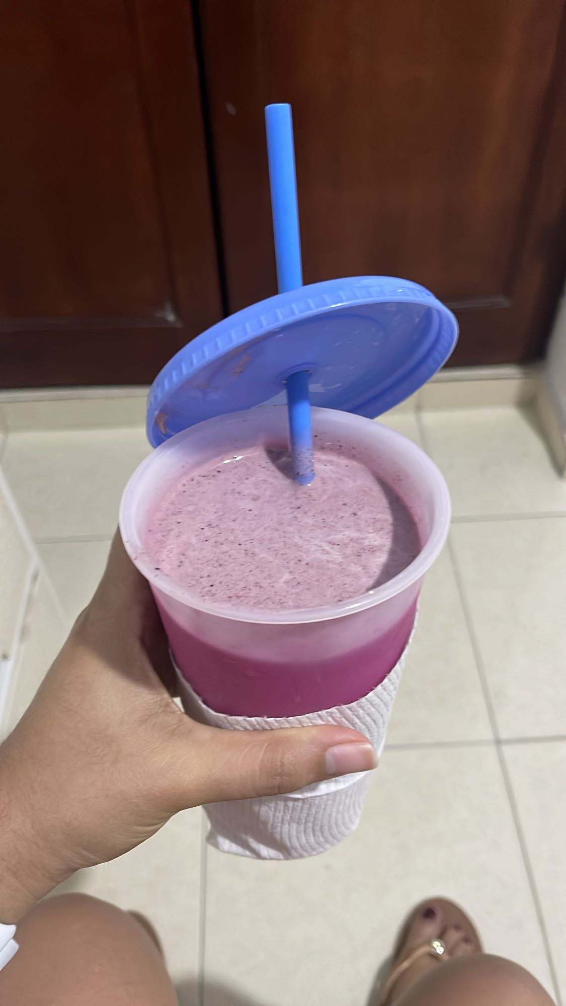 batido de frutas moradas