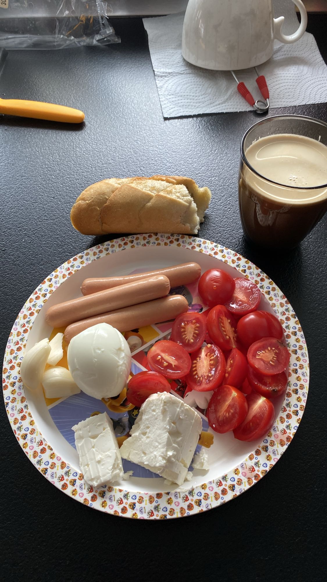 Mic dejun cu legume și ou