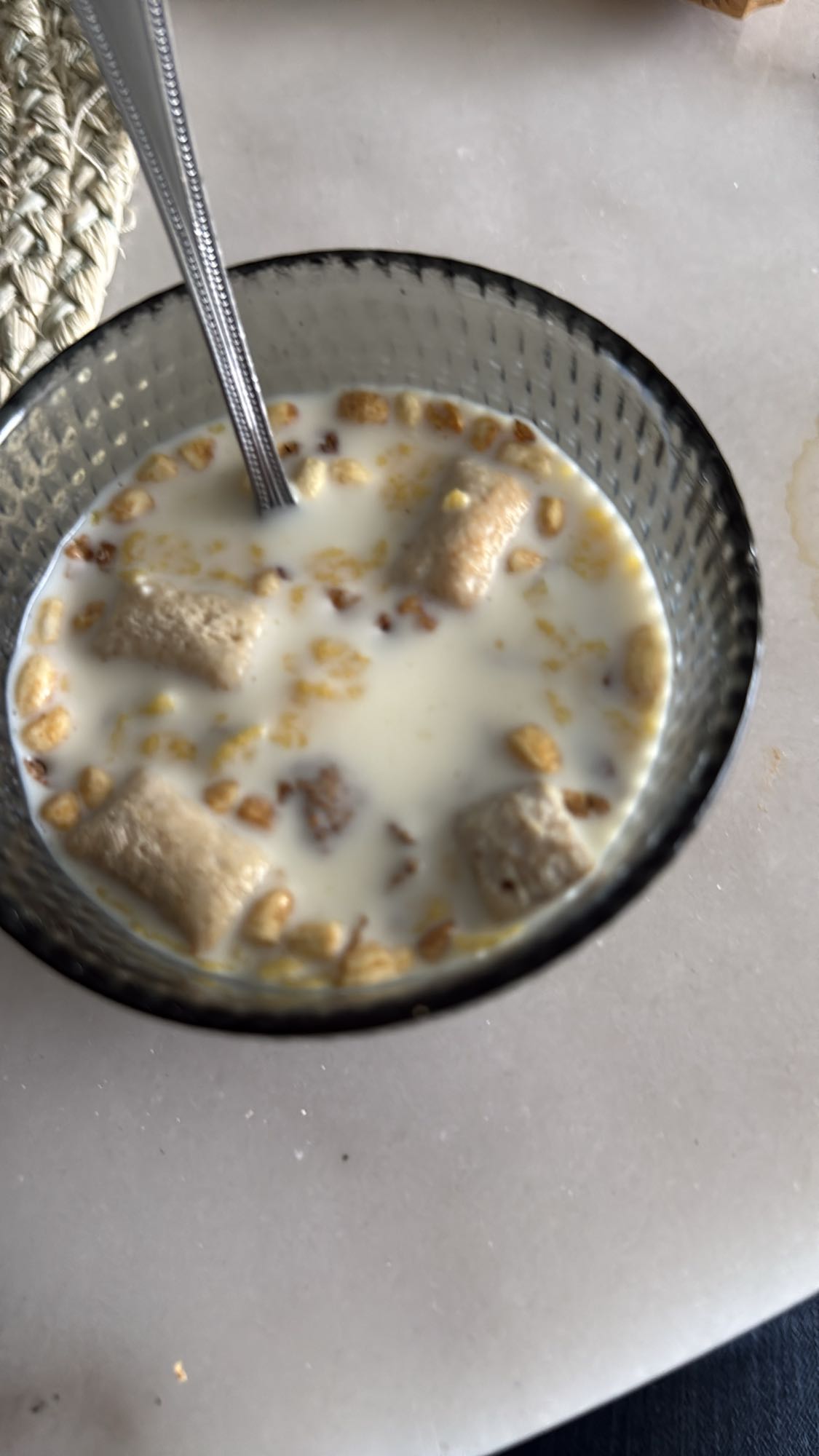 Mjölk med frukostflingor