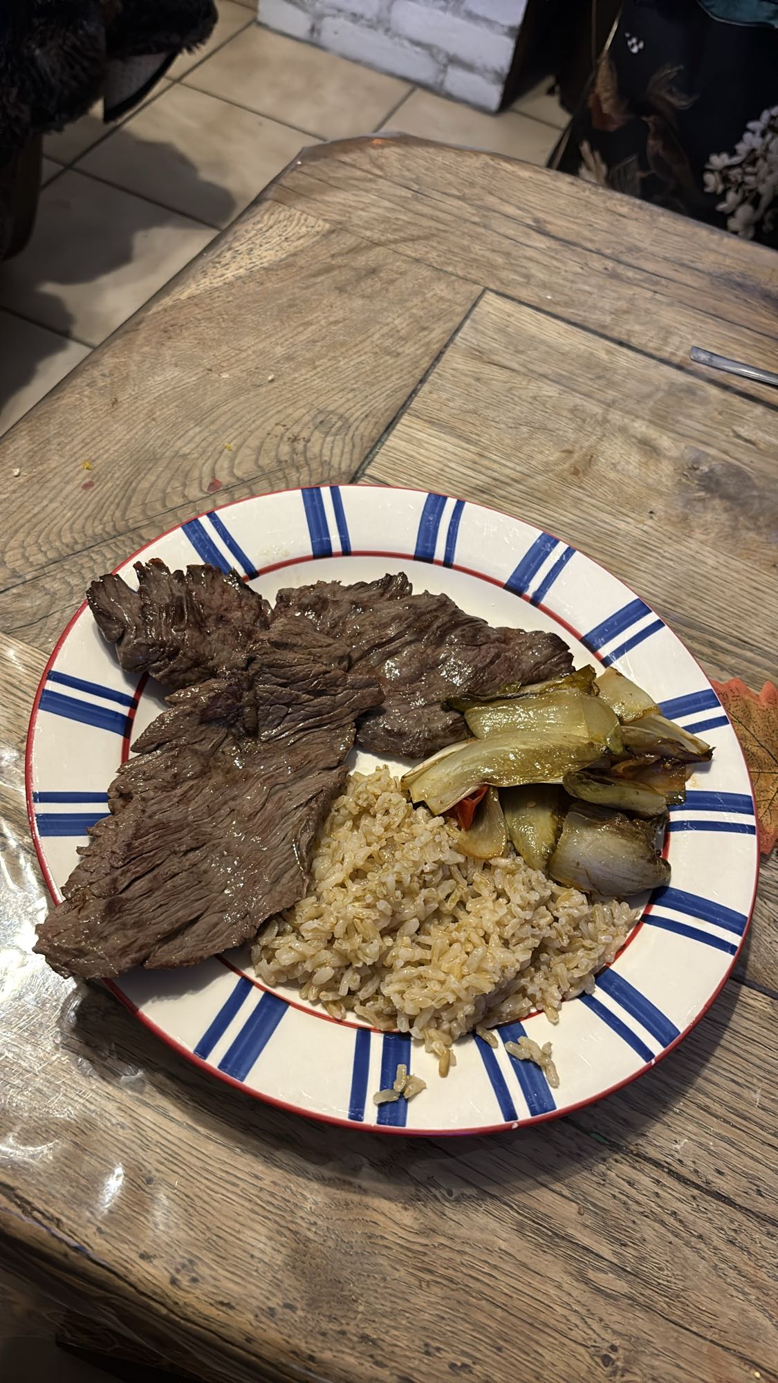 Riz, bœuf et légumes