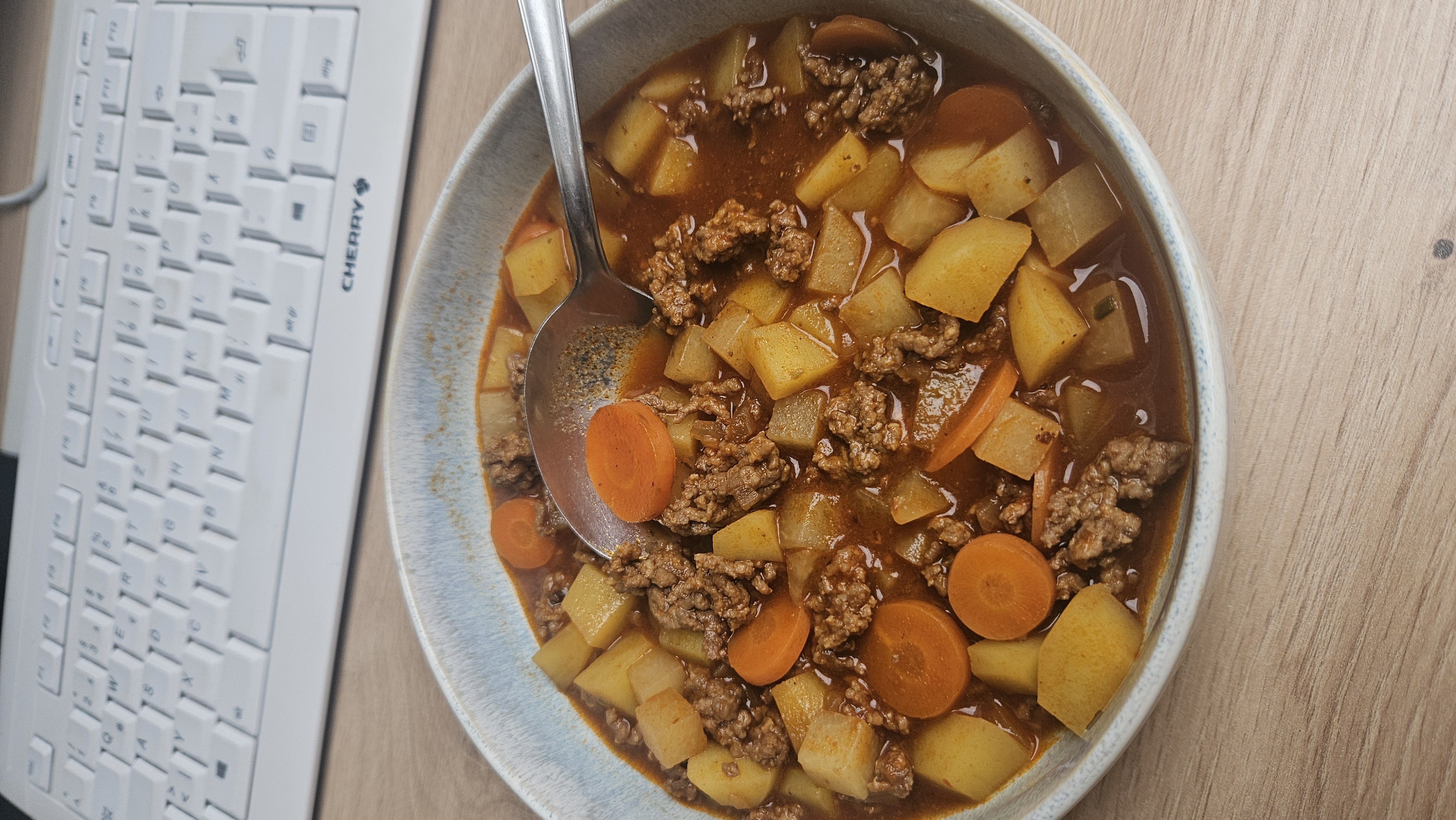 Gehacktes Kartoffel-Eintopf