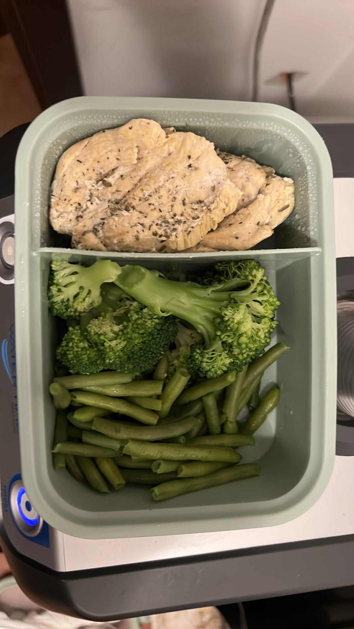 Tavuk ve Sebze Kutusu