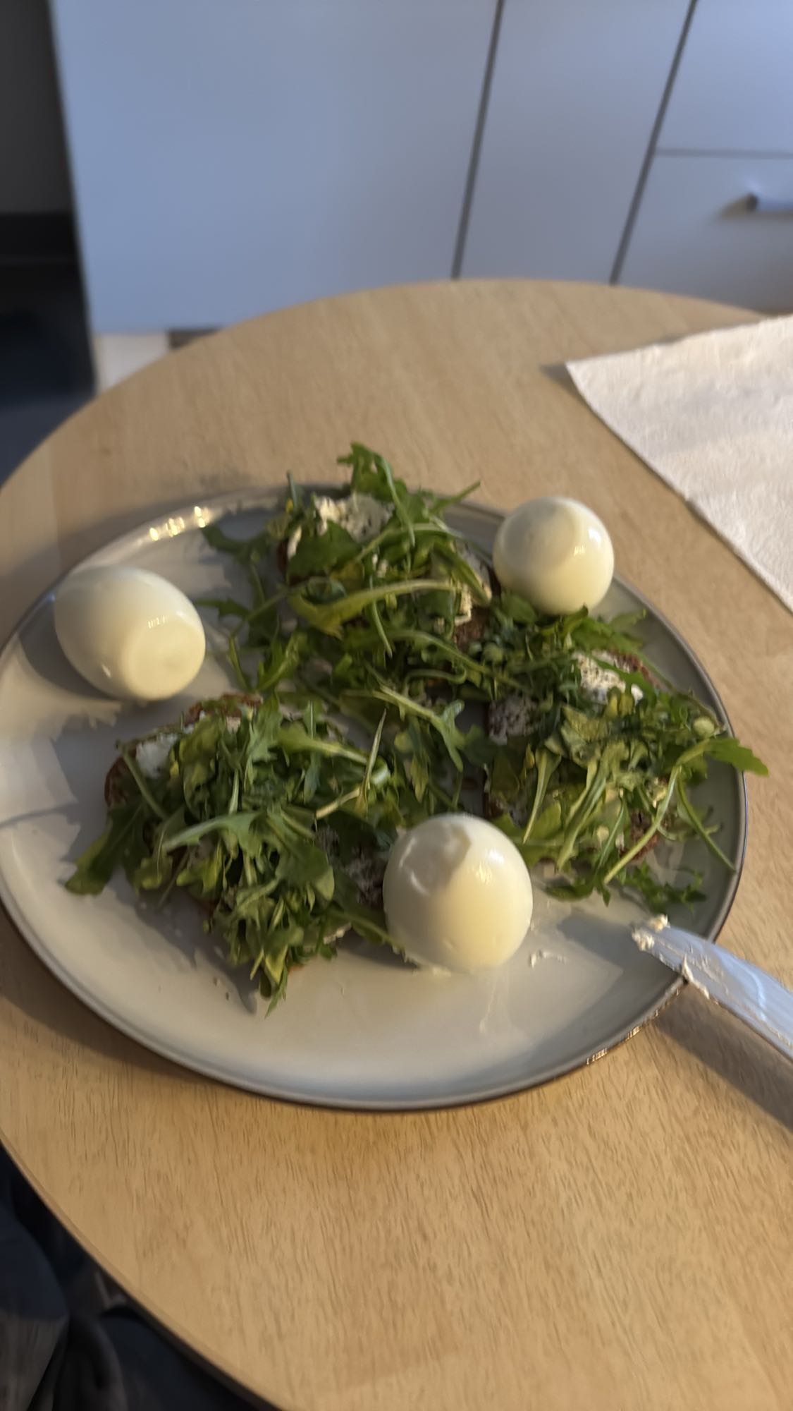 Rucola Eier Vollkornbrot
