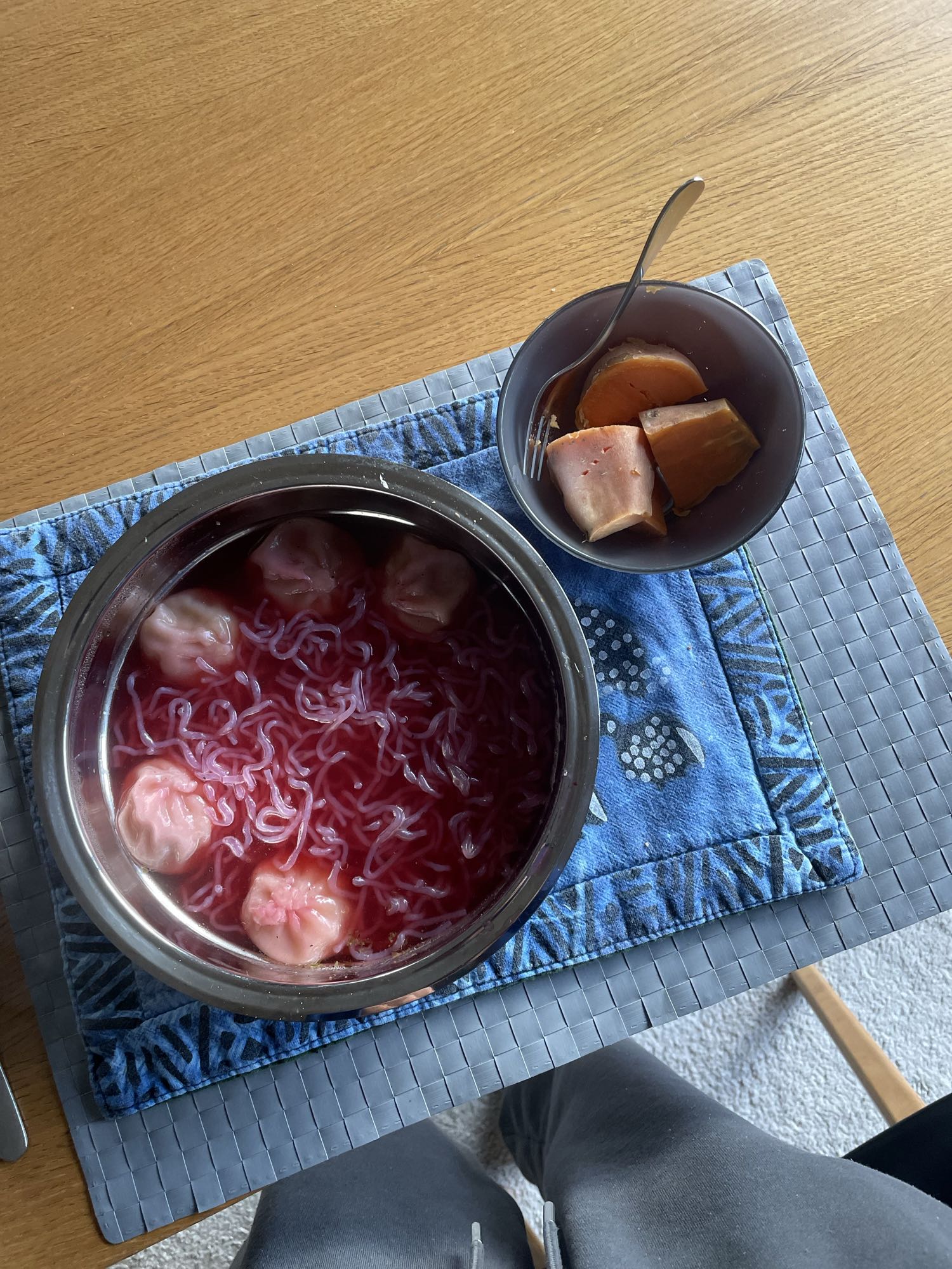 Zupa z pierożkami i warzywami