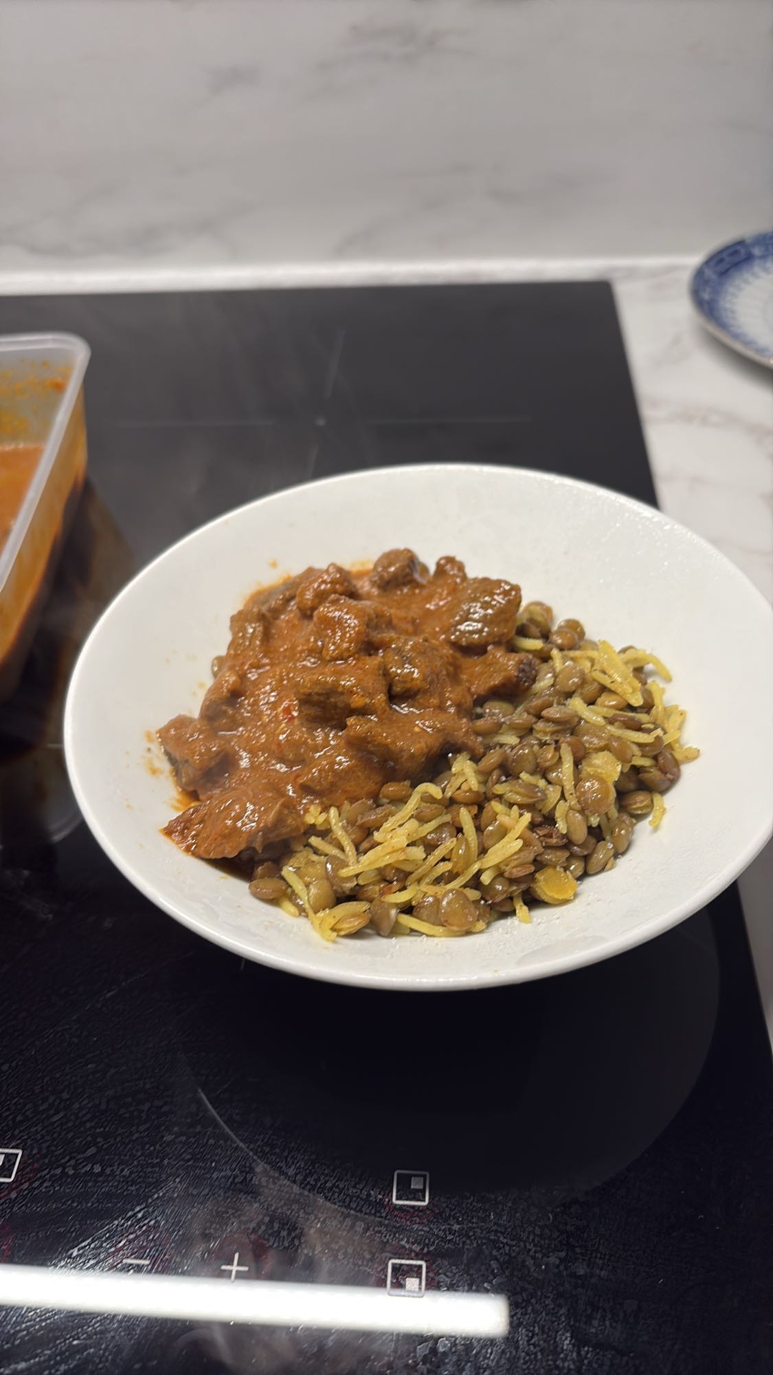 Linsgryta med ris och kött