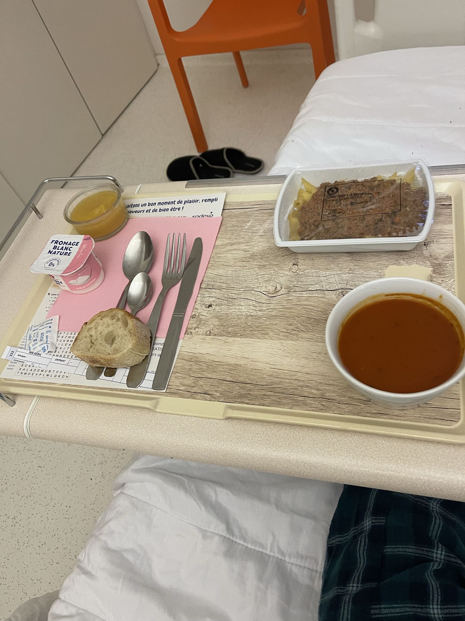 Déjeuner hospitalier classique