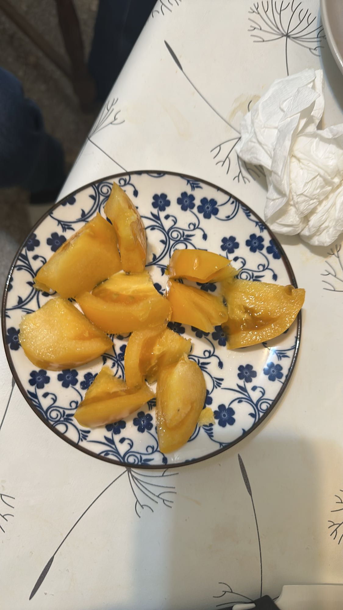 sliced persimmon fruit