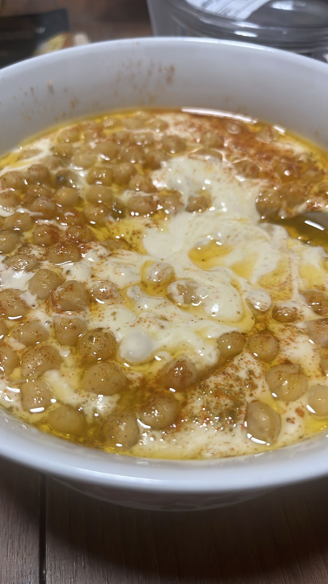 Kichererbsen mit Joghurt