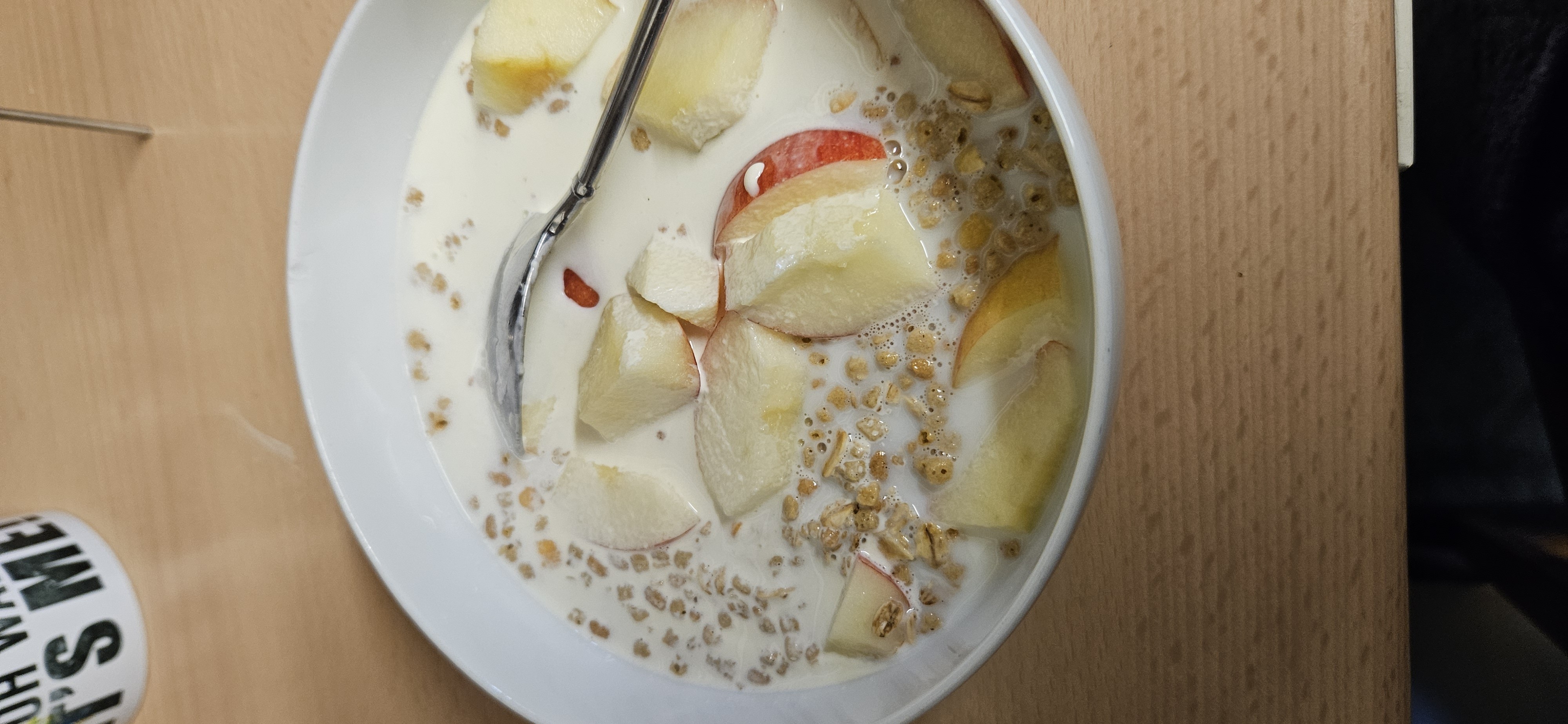 Apple muesli with milk