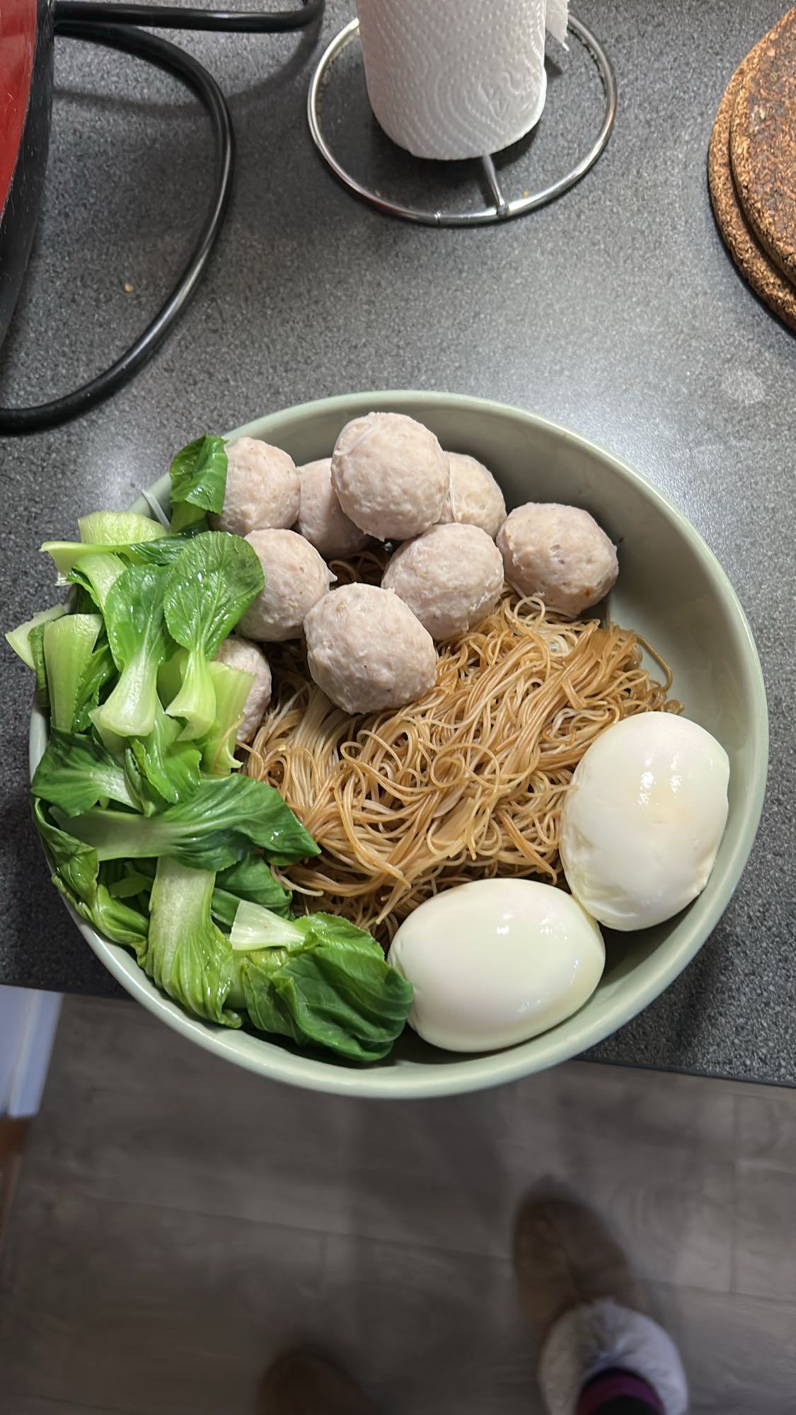 Nudler med kjøttboller