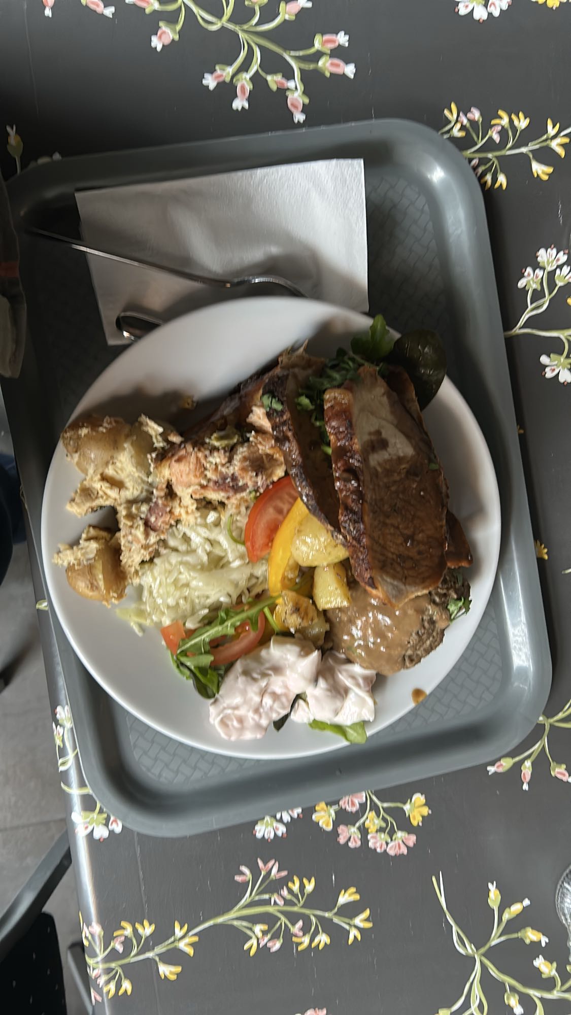 Blandad kötträtt tallrik