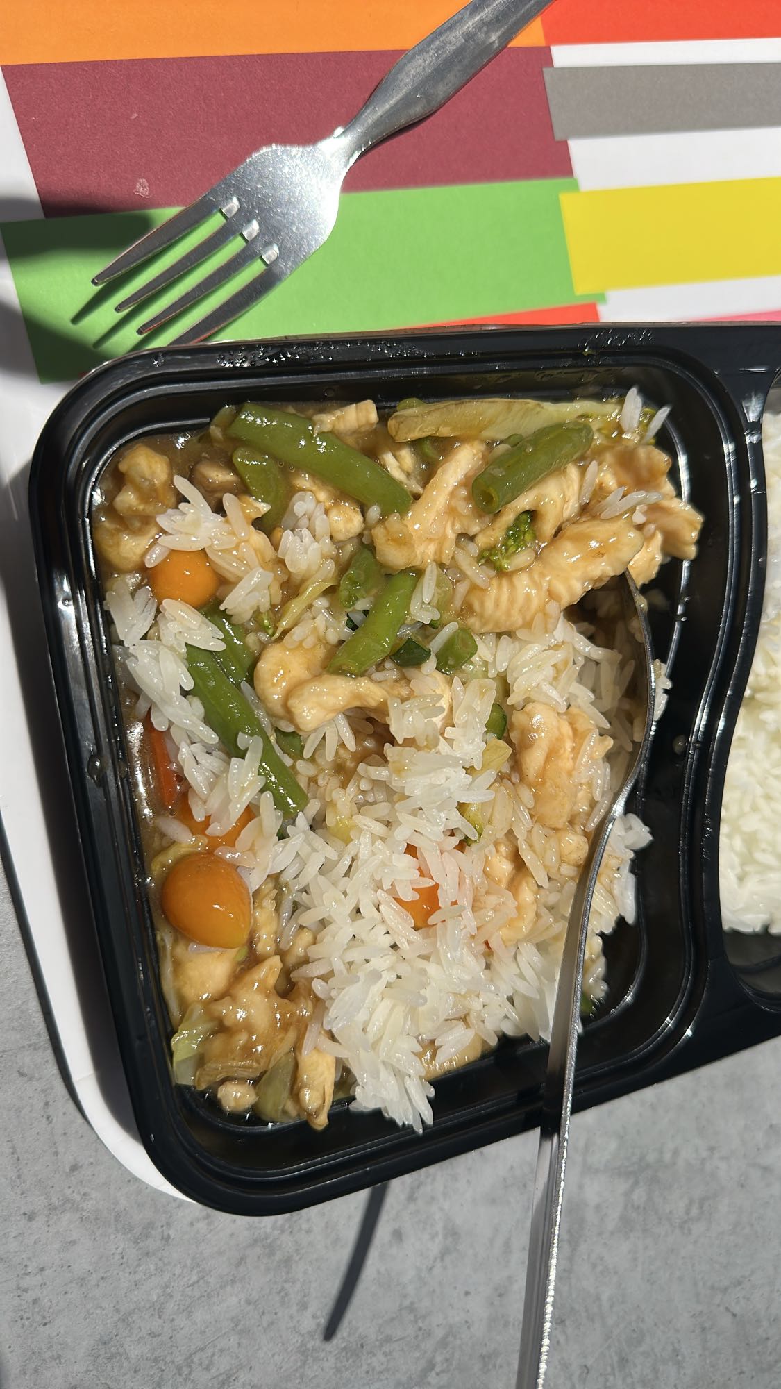 Kip met rijst en groenten