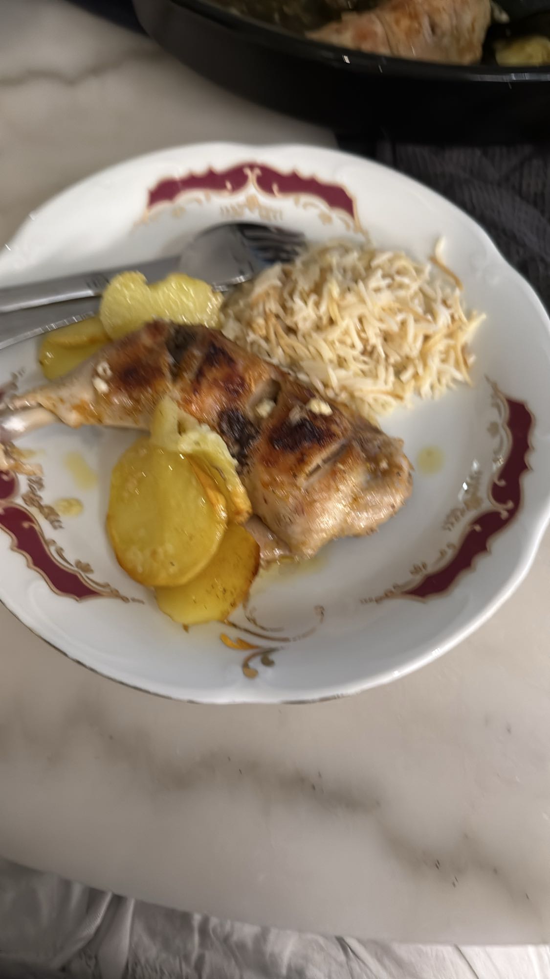 Kyckling med ris och potatis