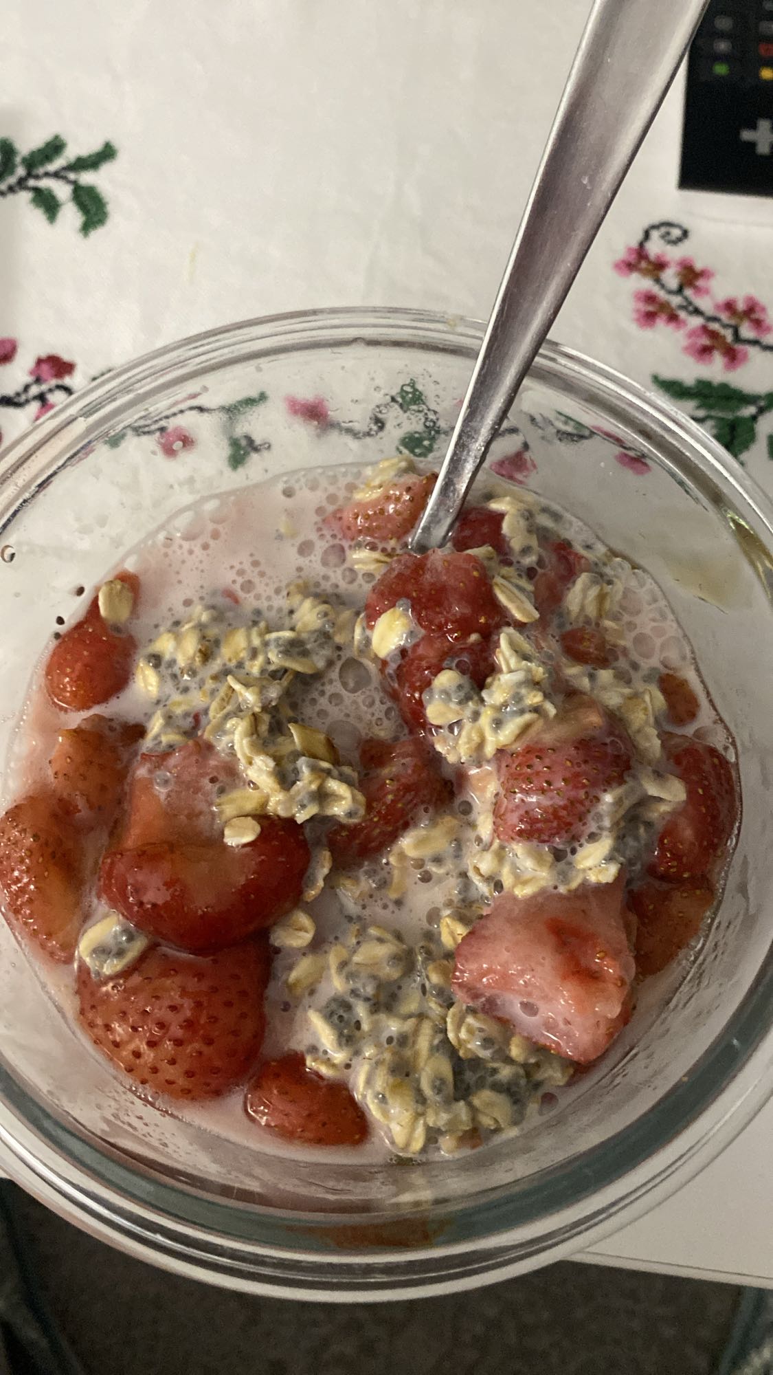 Owsianka z truskawkami