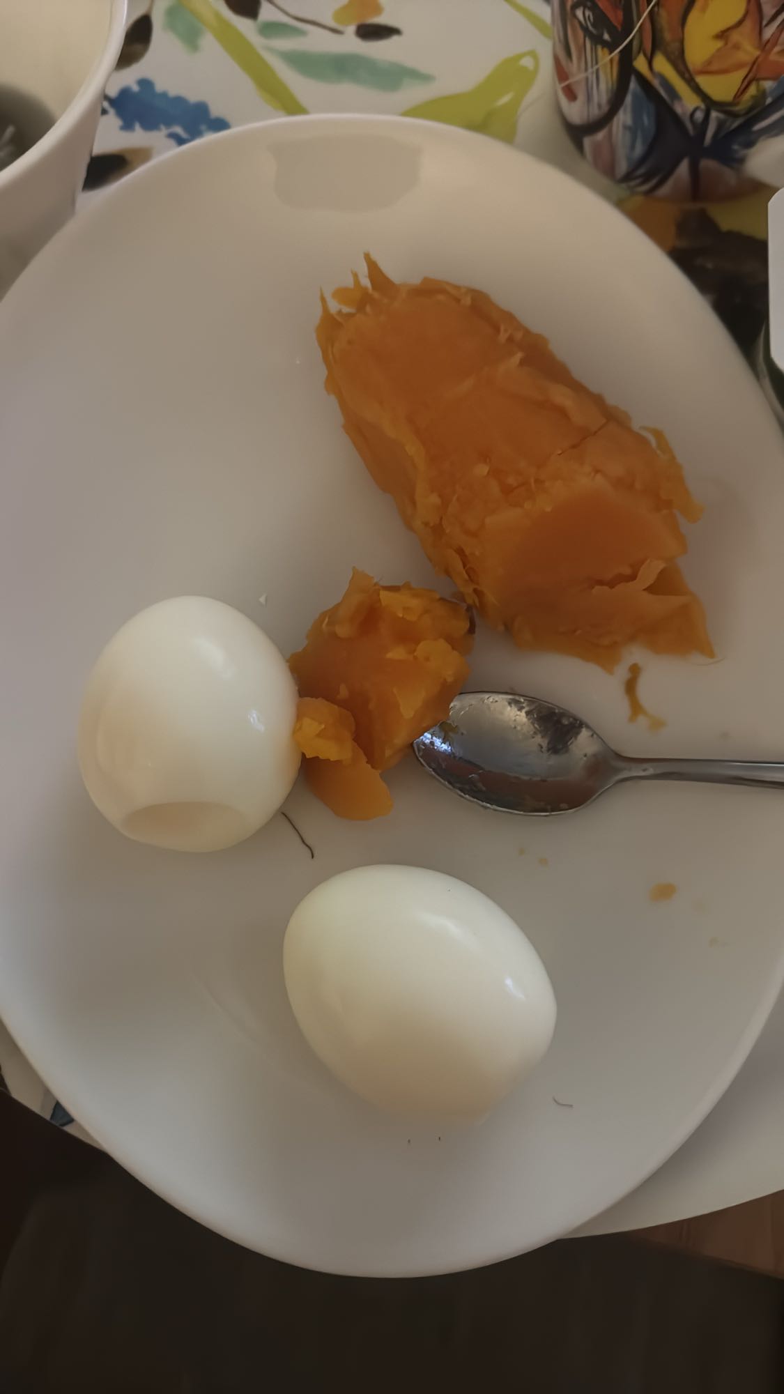 Ägg och sötpotatis tallrik