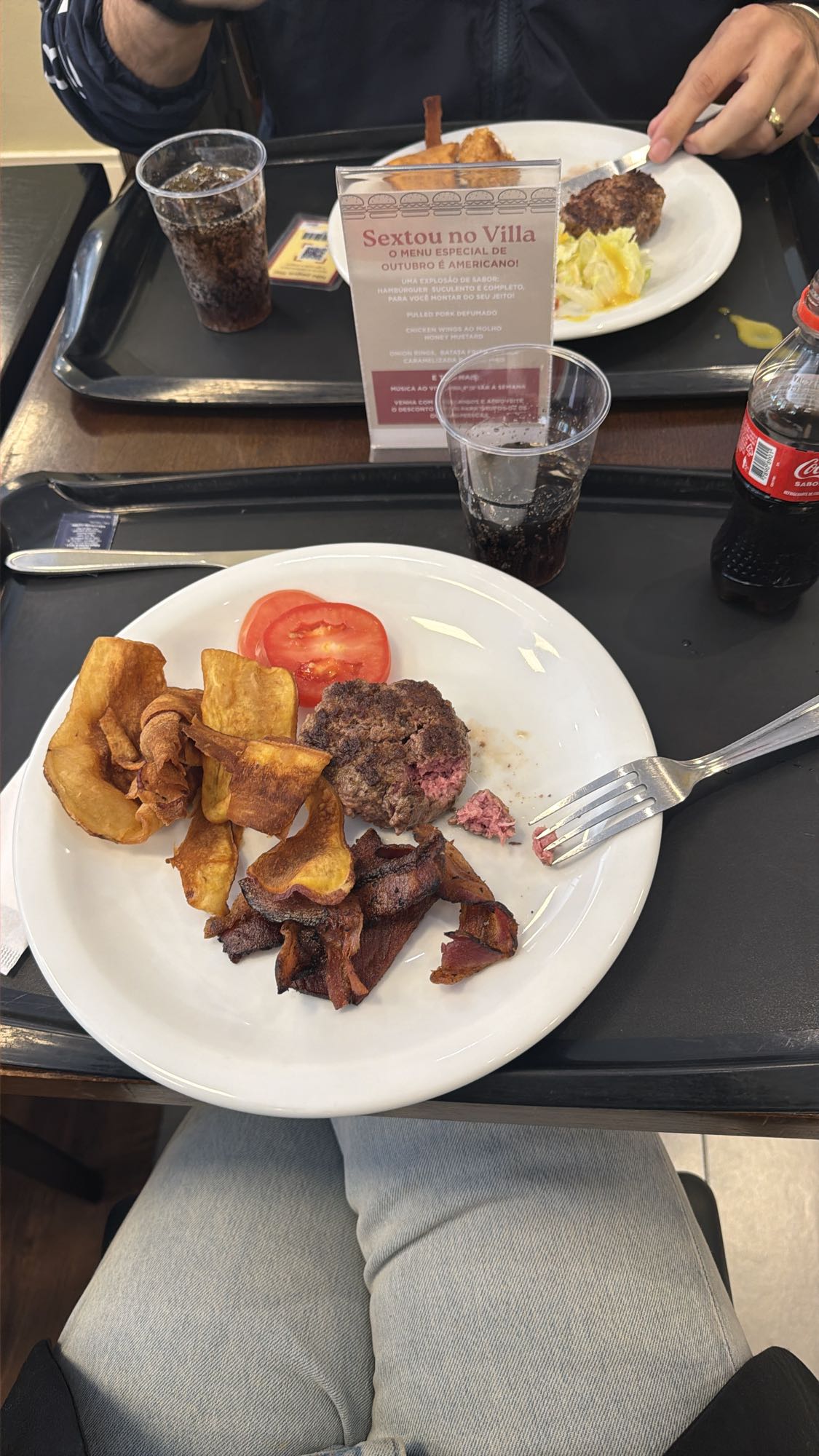 Hambúrguer com chips