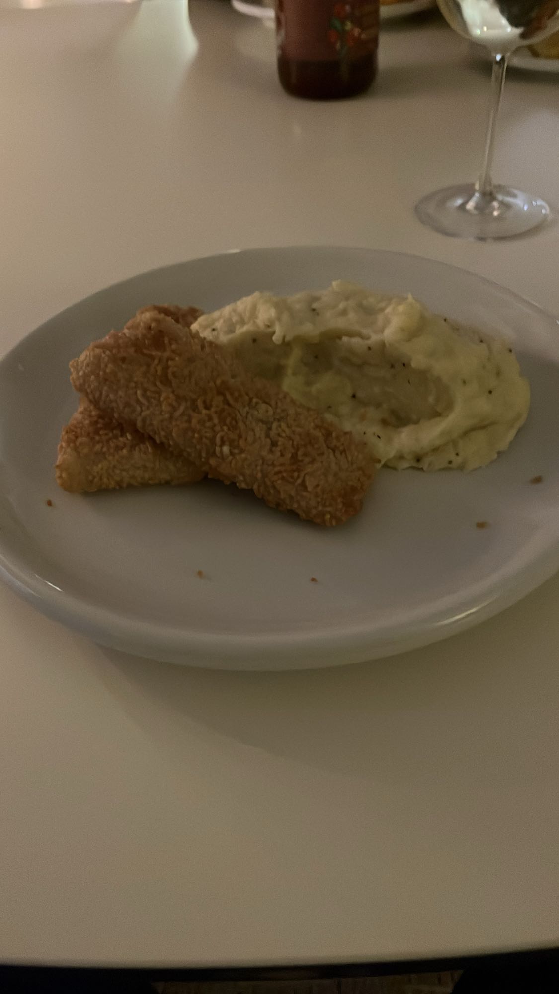 Fiskpinnar med potatismos