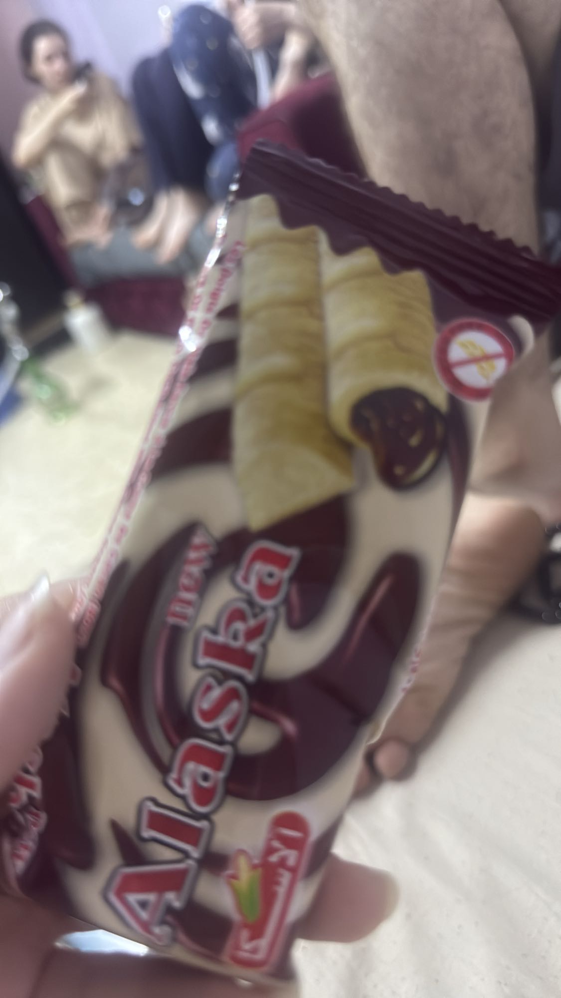 Chocolate wafer snack