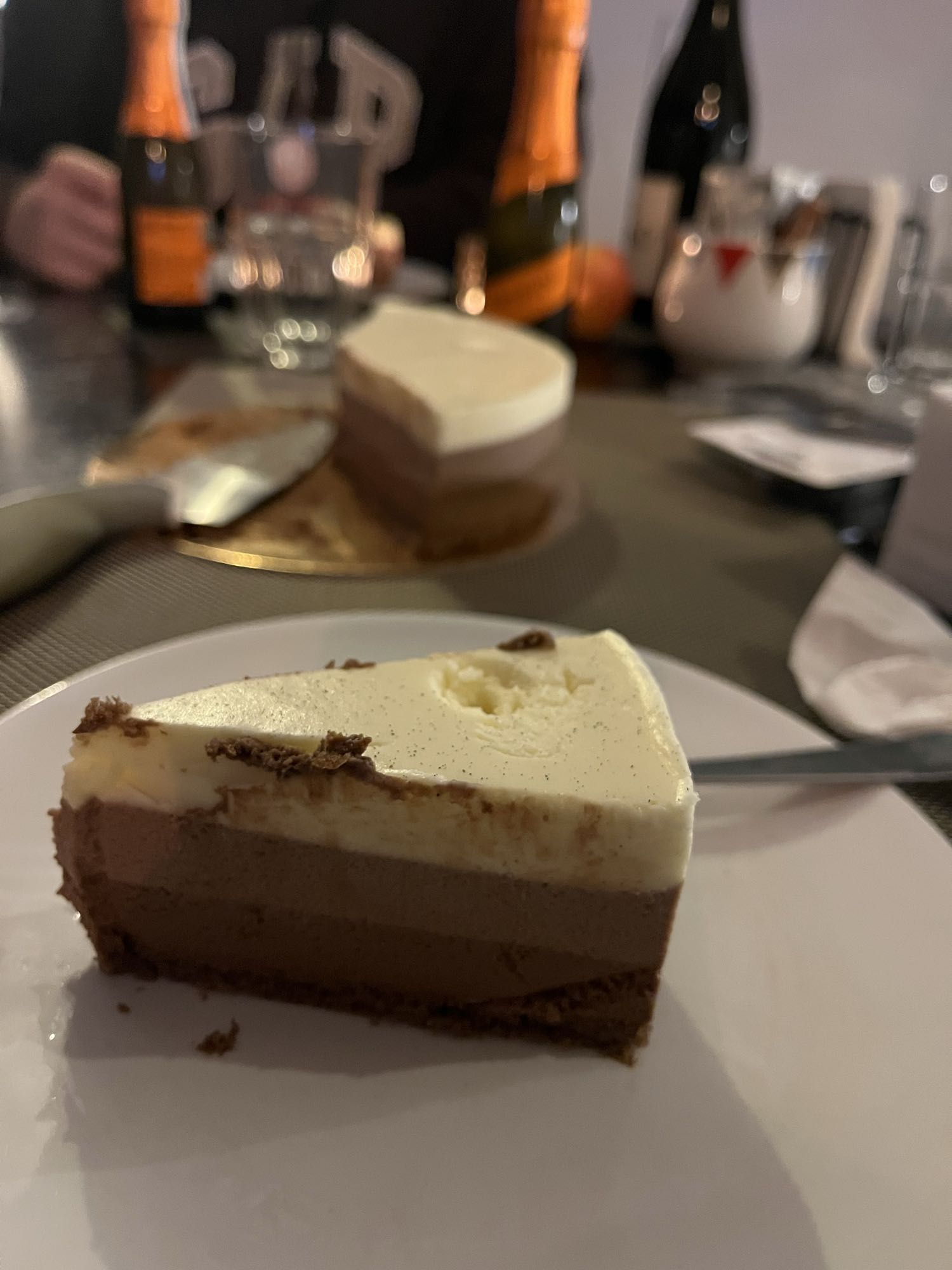 Tort mousse ciocolată