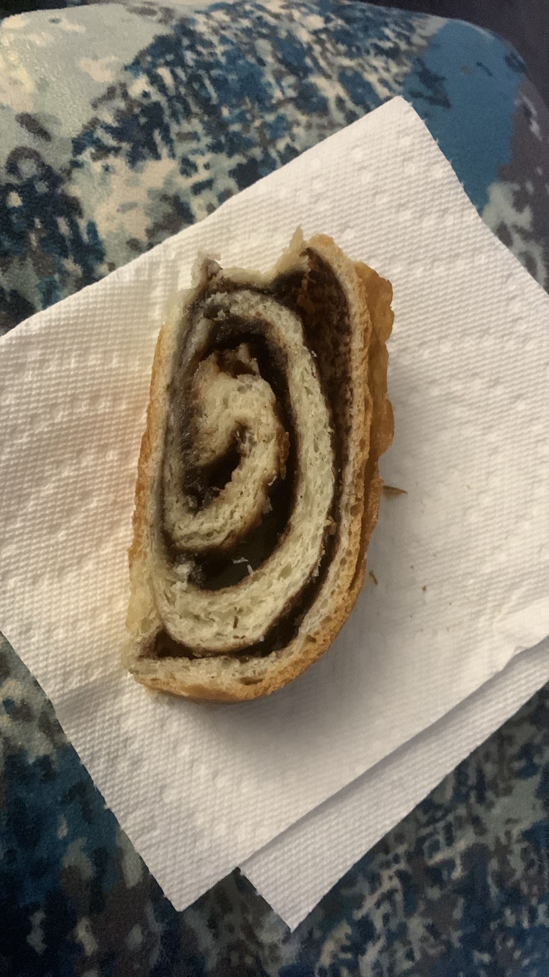 Tranche de pain roulé au chocolat